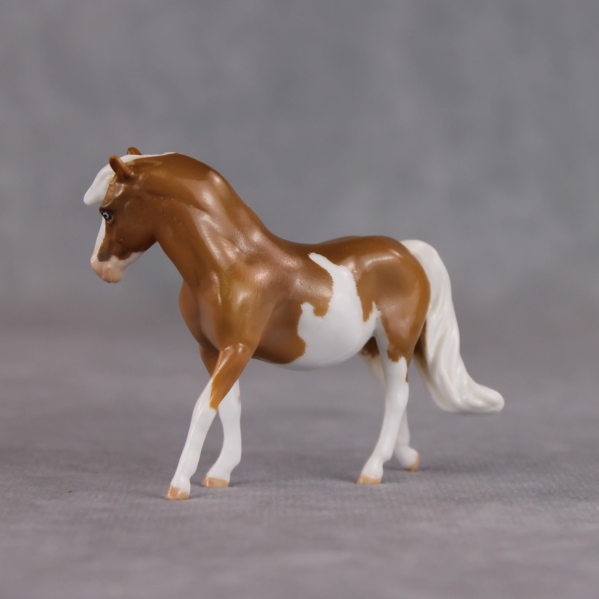 "French Toast" OOAK Custom Palomino Overo Pony Chip By Kristin Cermele - Gemstone Series