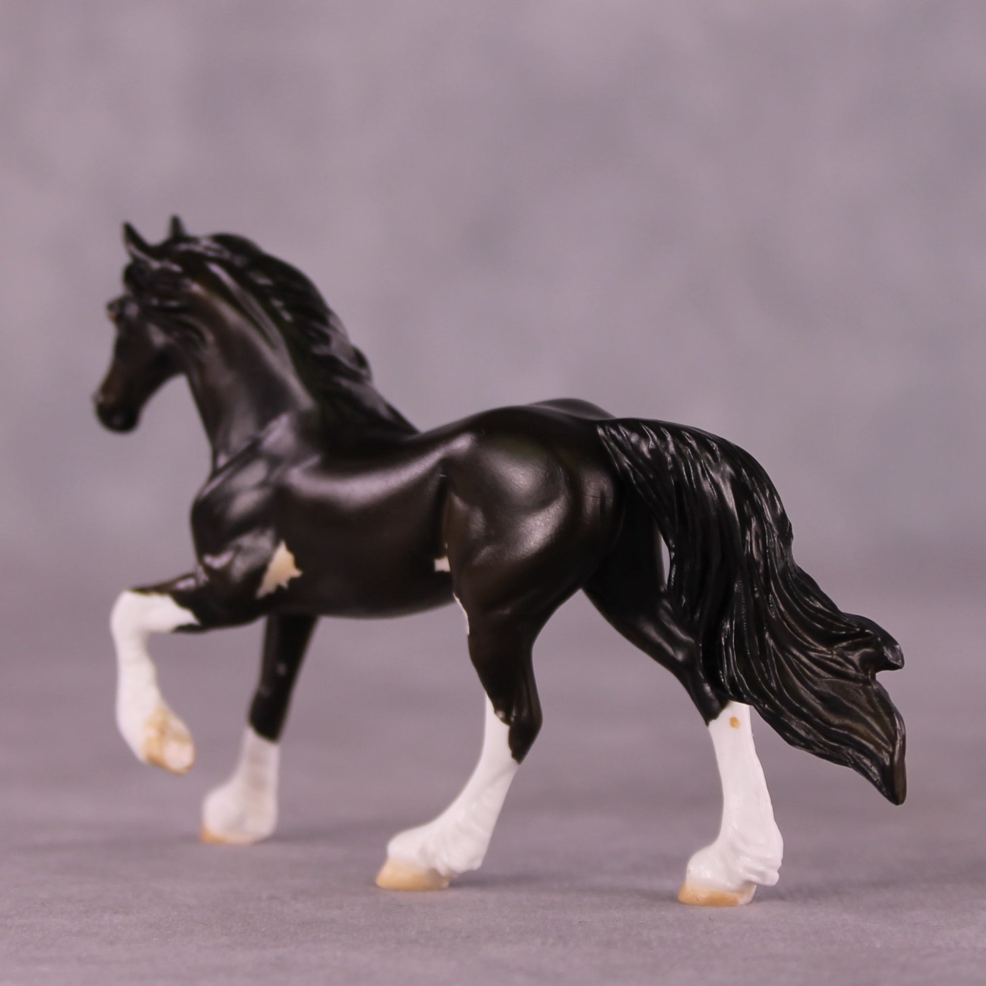 Pit Stop OOAK Friesian Chip by Julie Keim EQ25