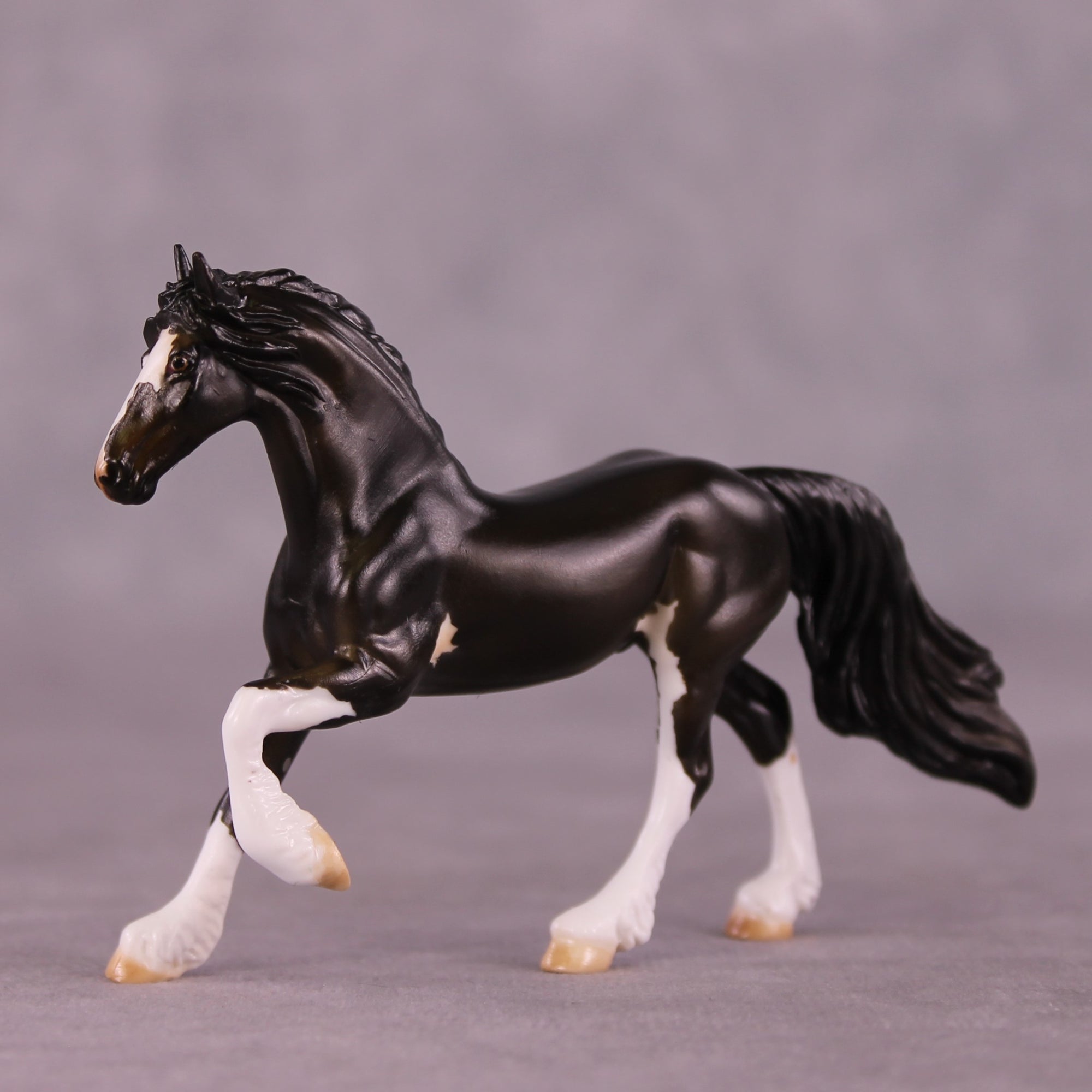 Pit Stop OOAK Friesian Chip by Julie Keim EQ25