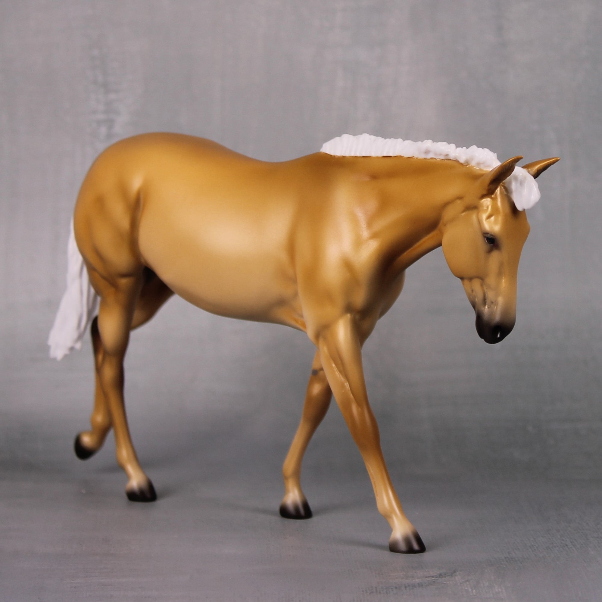 Wish OOAK Golden Palomino Pebble Mule By Ellen Robbins LHS24