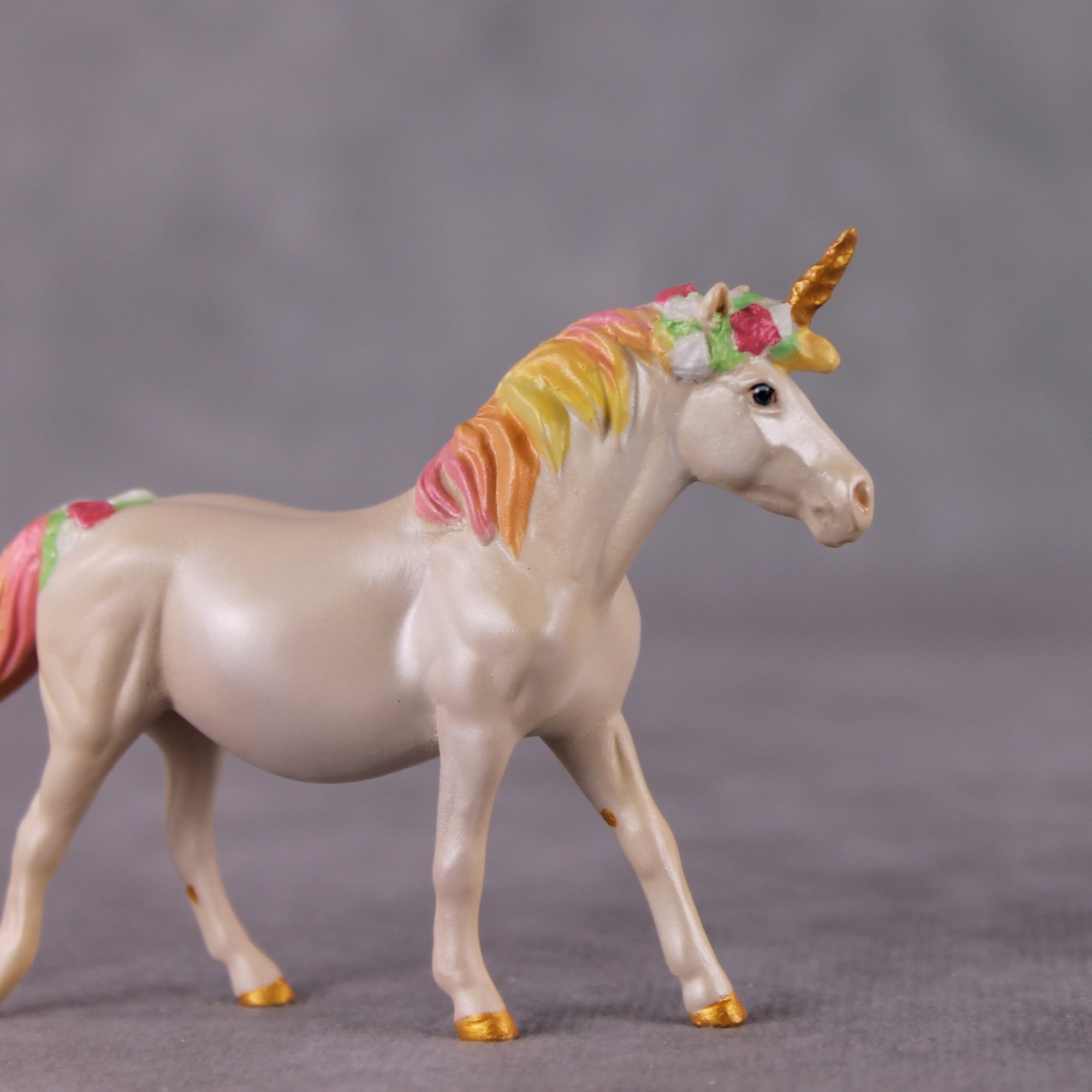 "Este" OOAK Custom Cream Pearl Unicorn Pony Chip By Kristin Cermele - Gemstone Series