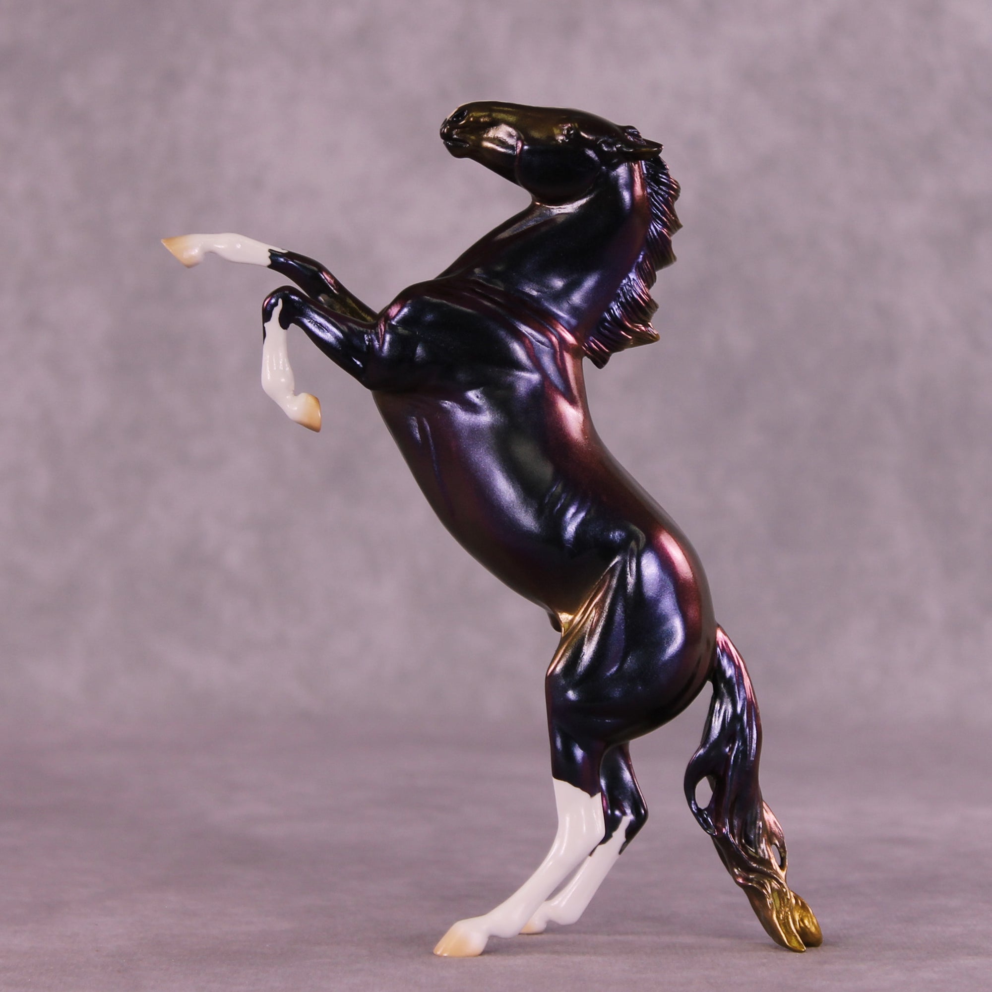 Counterattack LE-10 Pebble Mustang by Ellen Robbins MM25