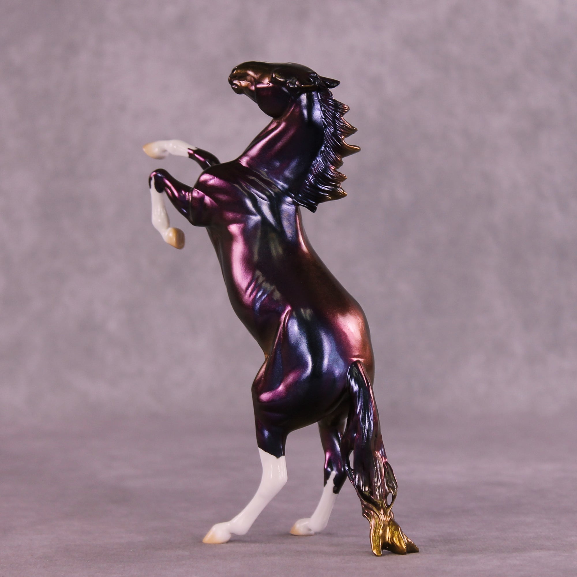 Counterattack LE-10 Pebble Mustang by Ellen Robbins MM25