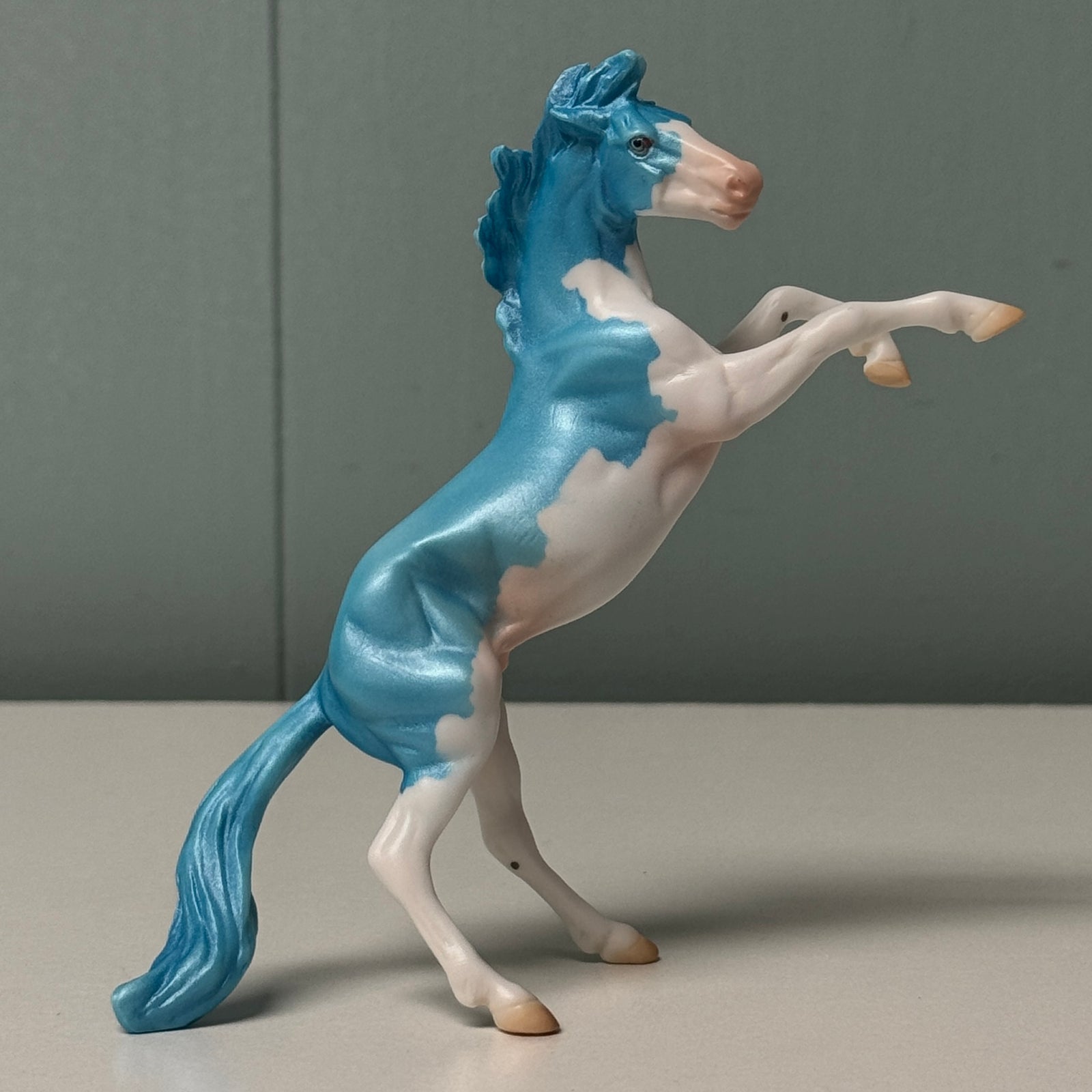 Isocyanate OOAK Deco Cyan Blue Splash Rearing Chip By Jess Hamill EQ24