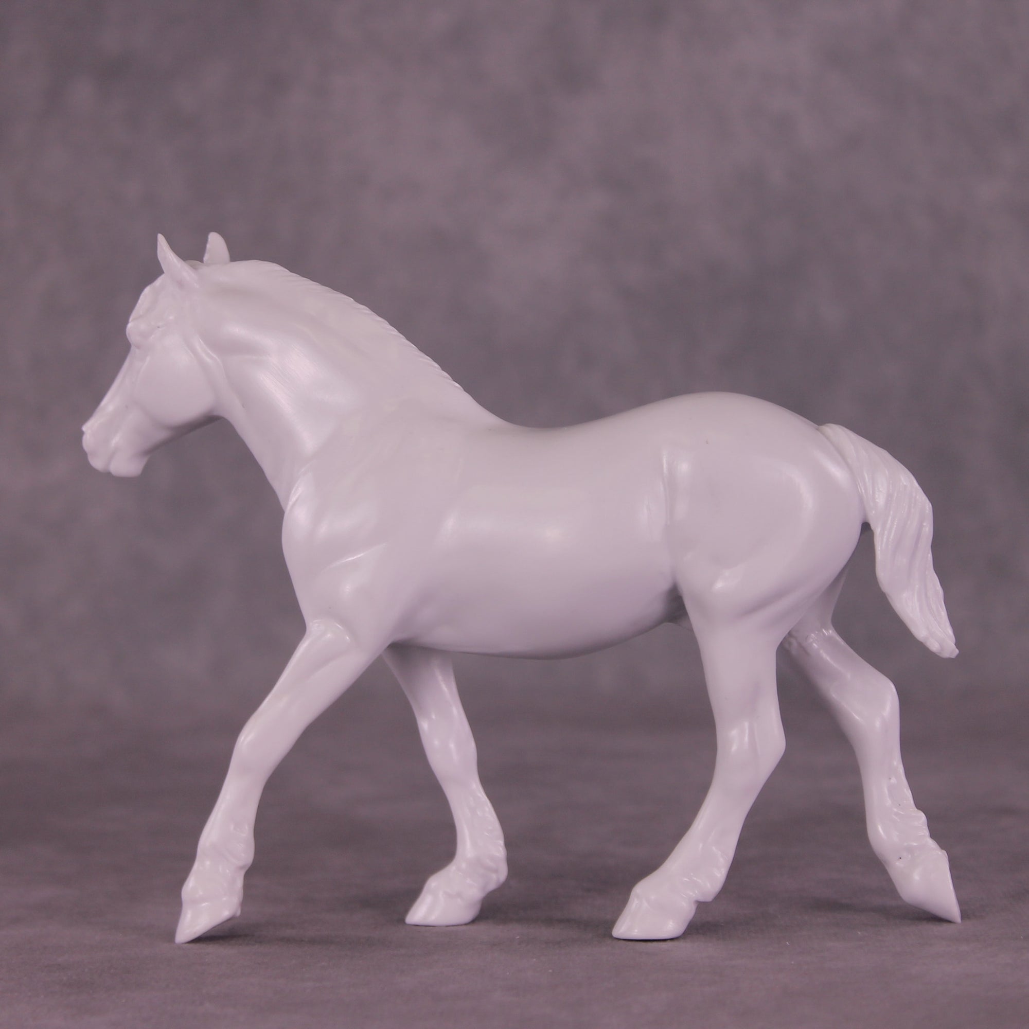 Design-A-Horse Pebble Draft Horse September Release DAH25 PM1887