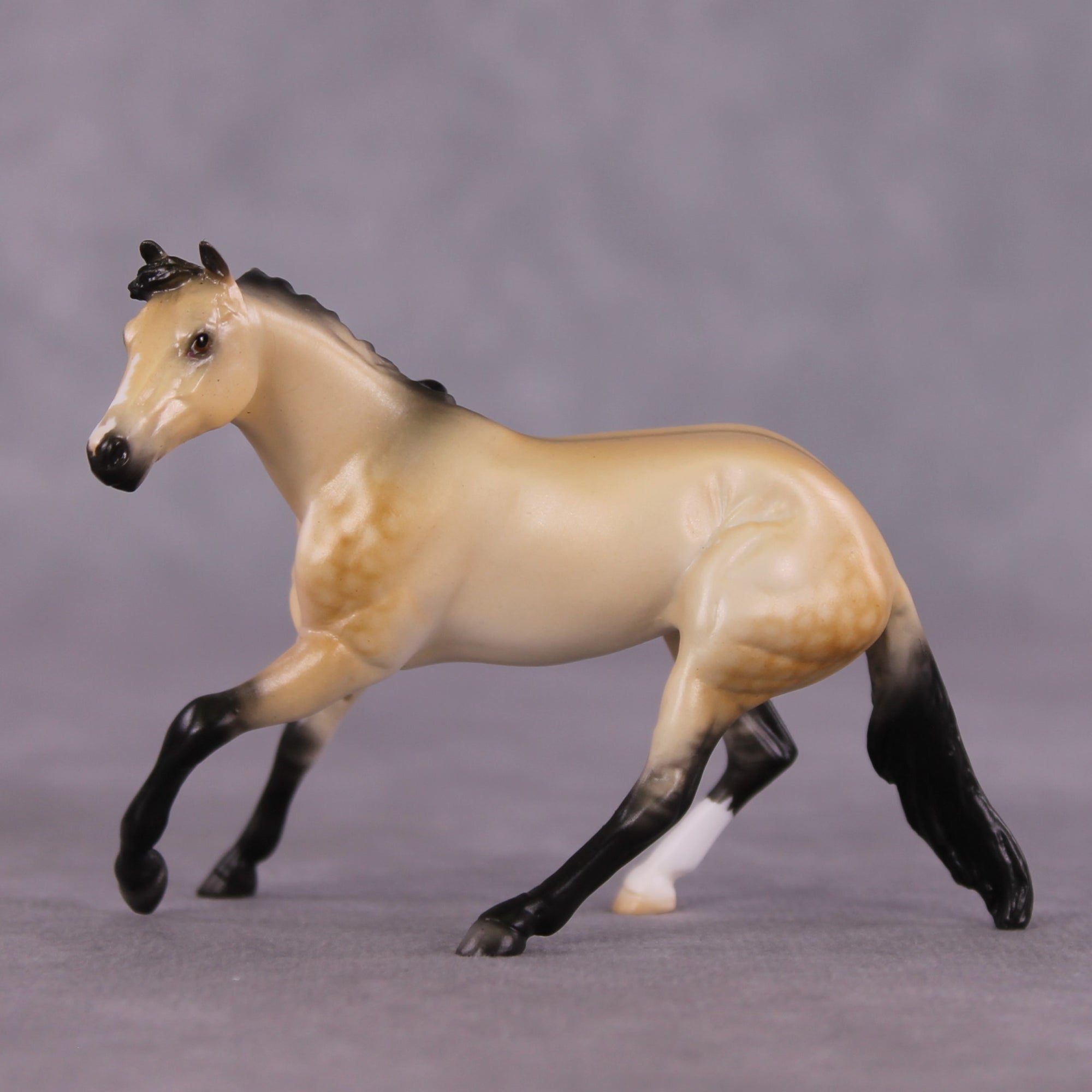 "Katie" LE-5 Cutter Chip Mare By Ellen Robbins CL25