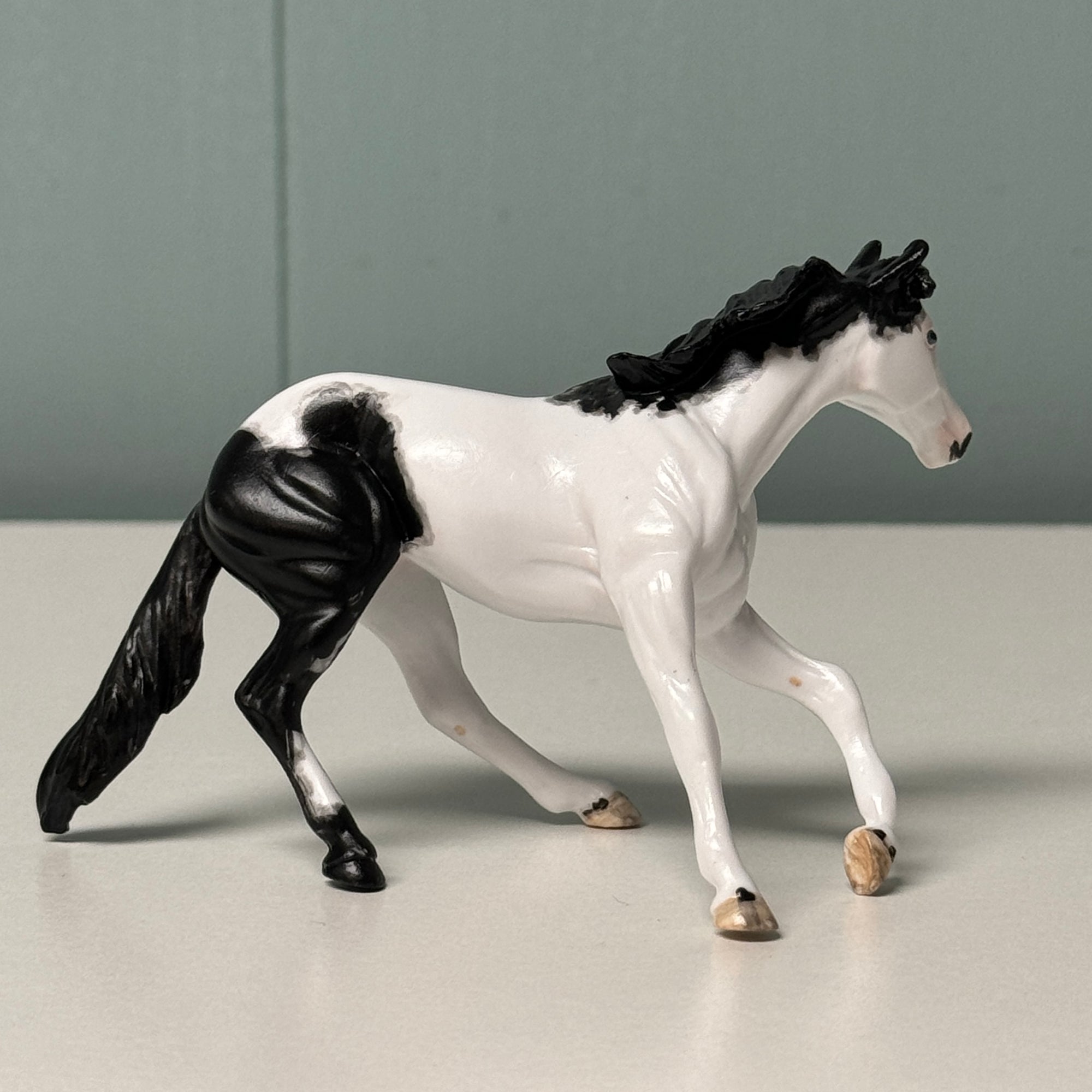 Rounda OOAK Black Tobiano Cutter Chip By Andrea Thomason EQ24