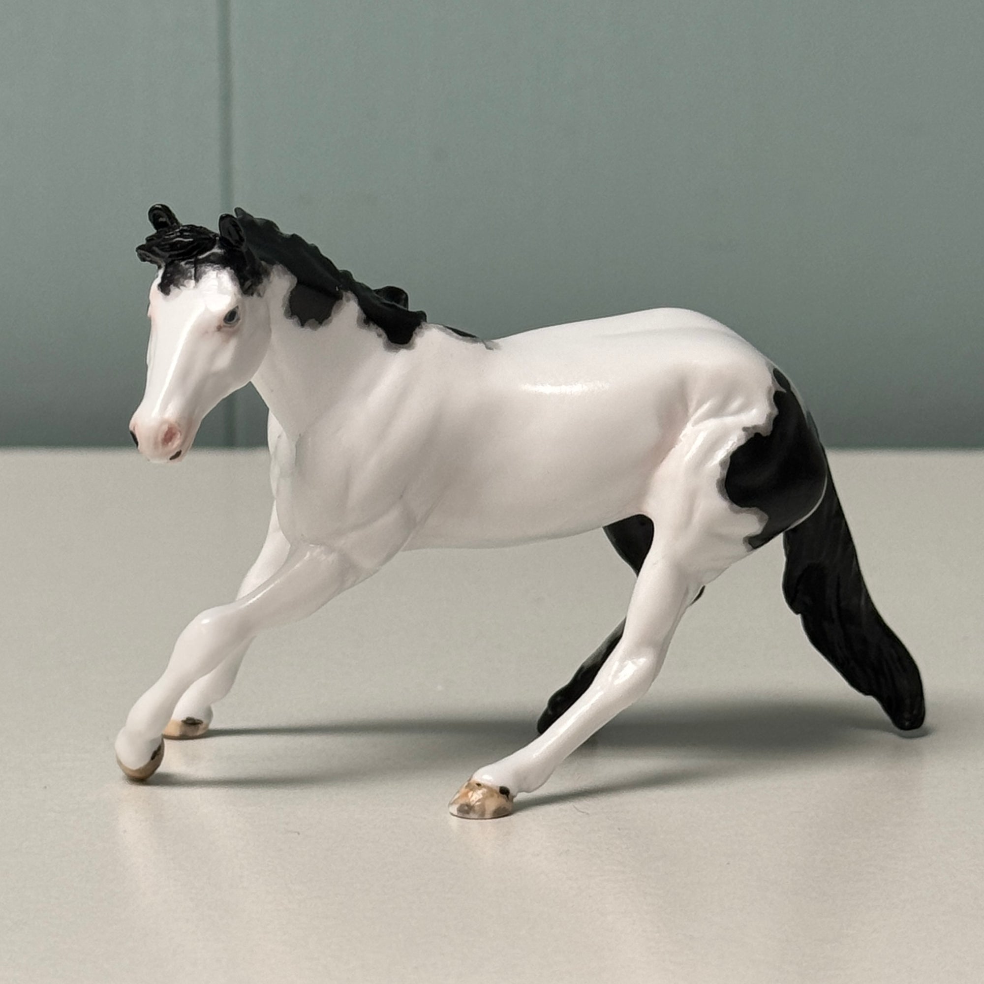 Rounda OOAK Black Tobiano Cutter Chip By Andrea Thomason EQ24