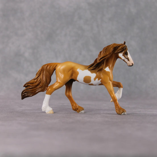 "Potato" LE-2 Light Chestnut Overo Friesian Chip By Jamie Adamson $99 Chips Sale 02/03/2025
