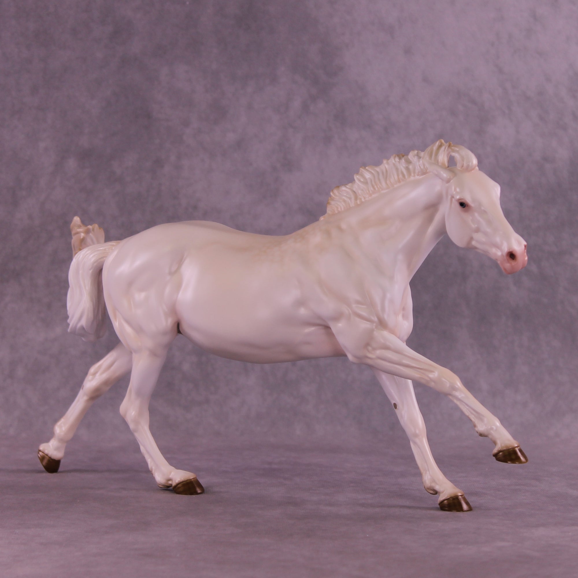 Lore LE-15 FCM Volo by Ellen Robbins &amp; Matt Samuels YP26