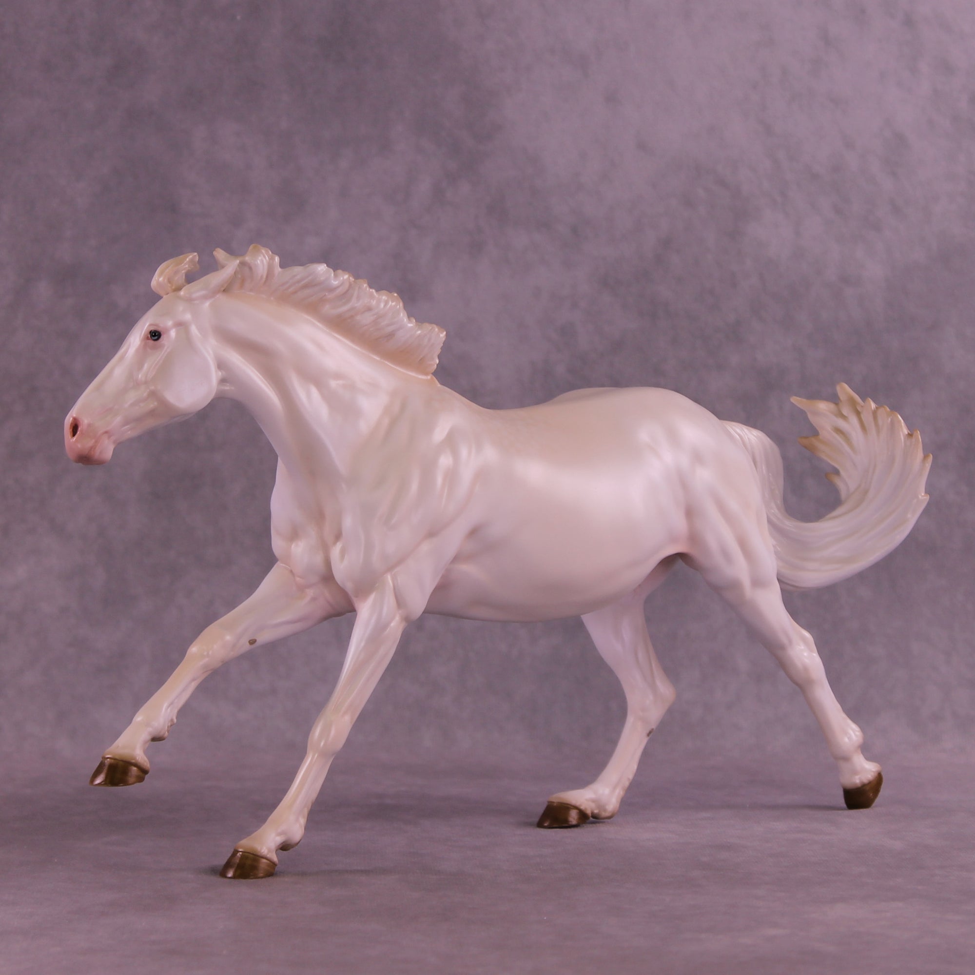 Lore LE-15 FCM Volo by Ellen Robbins &amp; Matt Samuels YP26