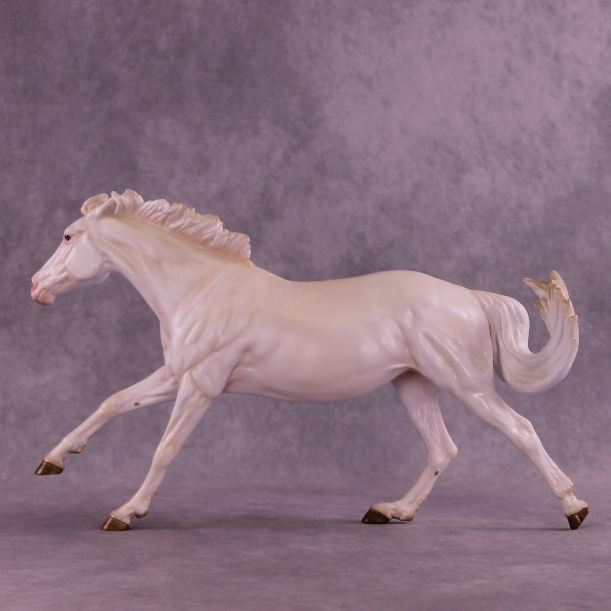 Lore LE-15 FCM Volo by Ellen Robbins &amp; Matt Samuels YP26