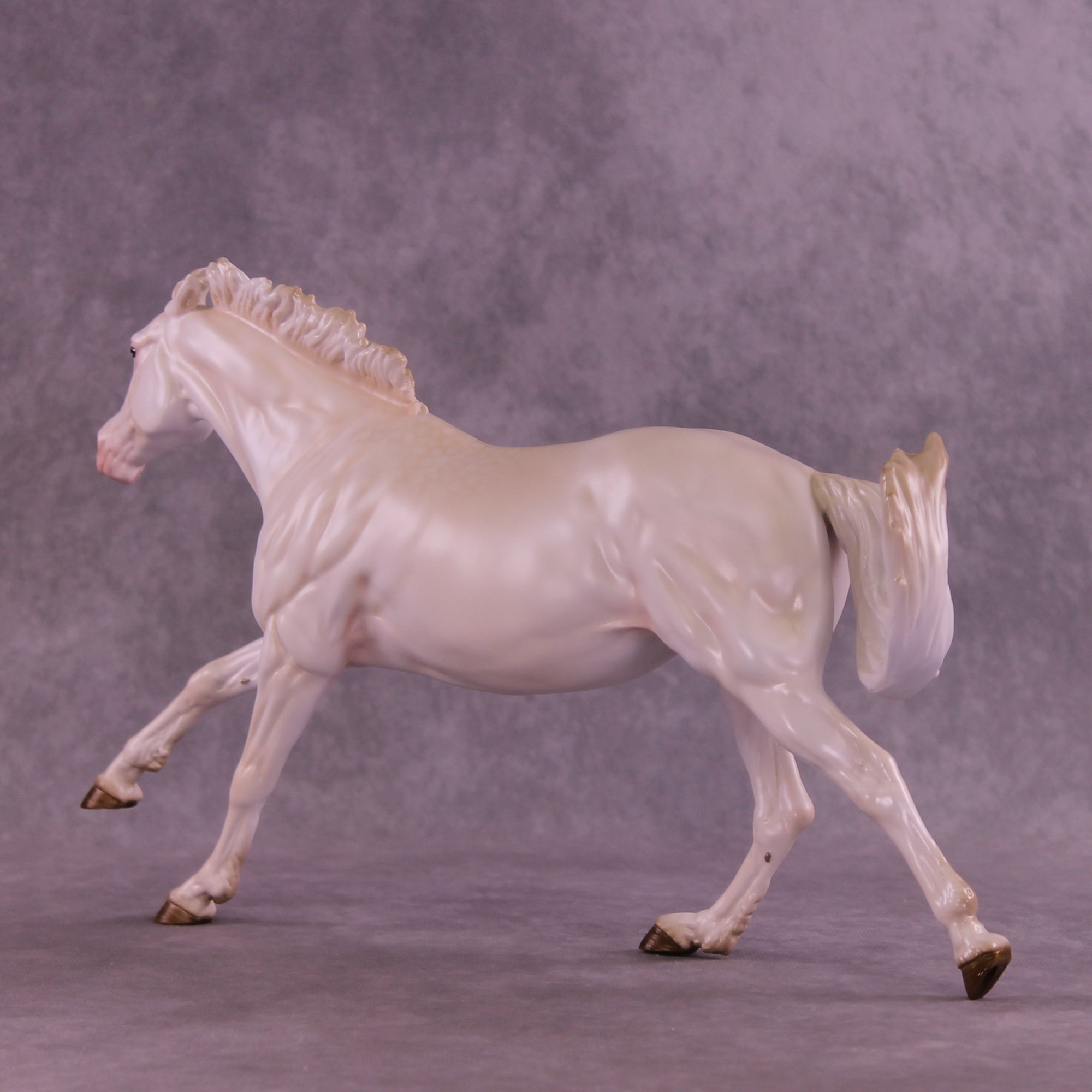 Lore LE-15 FCM Volo by Ellen Robbins &amp; Matt Samuels YP26