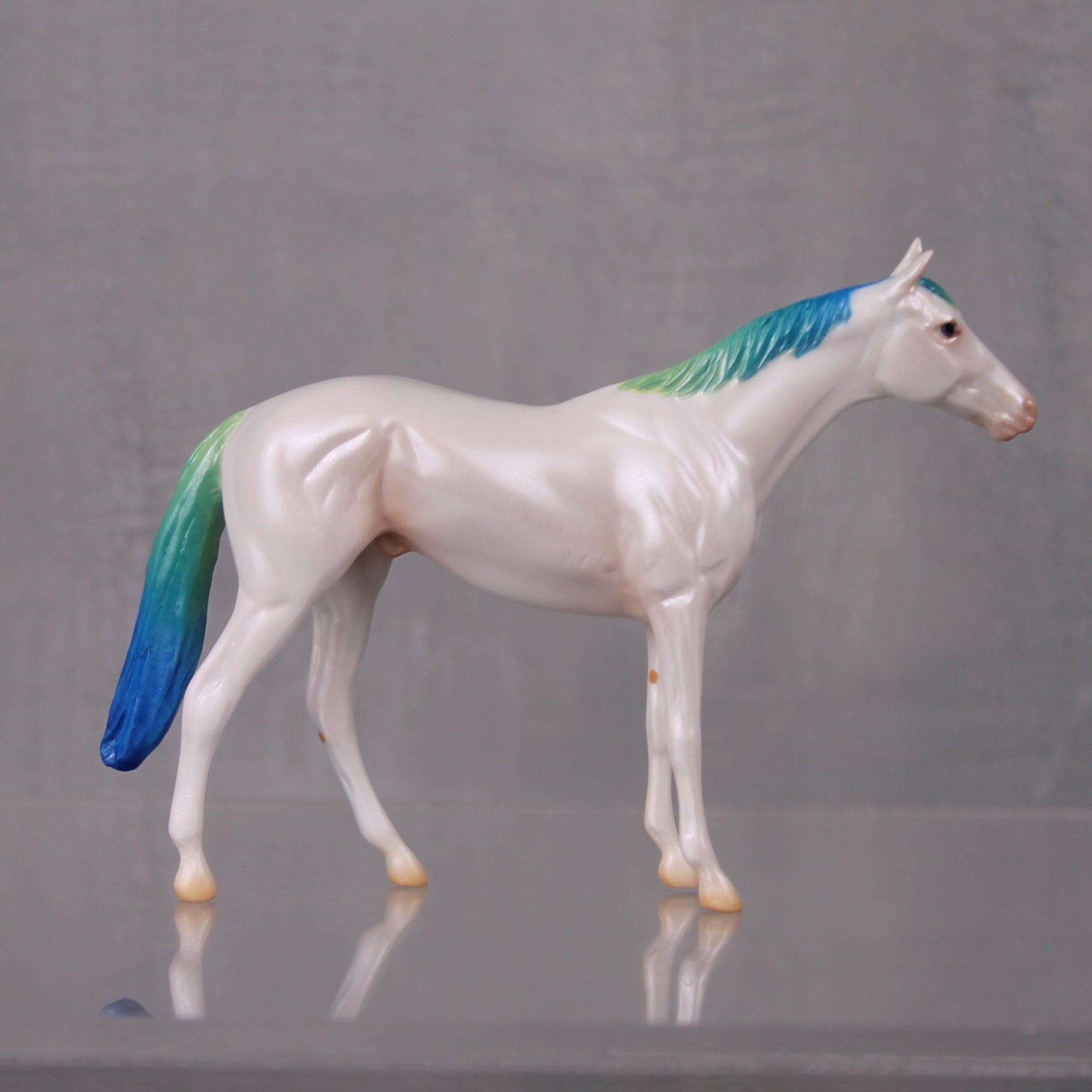 Amabara OOAK Pearl Series - Pearl and Blues Thoroughbred Chip By Jess Hamill LHS24 Series