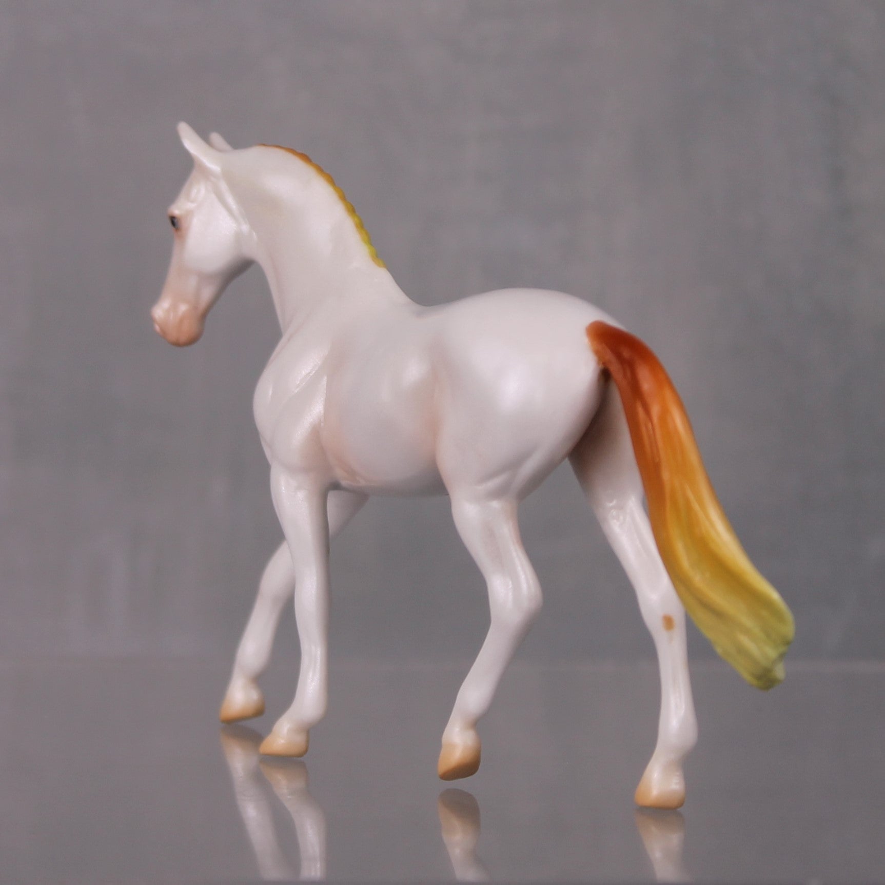 Farverig OOAK Pearl Series - Pearl and Orange Warmblood Chip By Jess Hamill LHS24