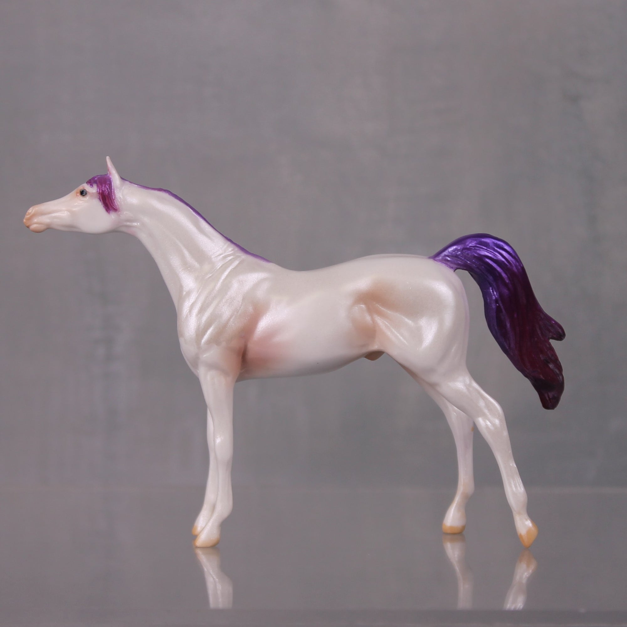Lo Ri OOAK Pearl Series - Pearl and Purple Arabian Chip By Jamie Adamson
