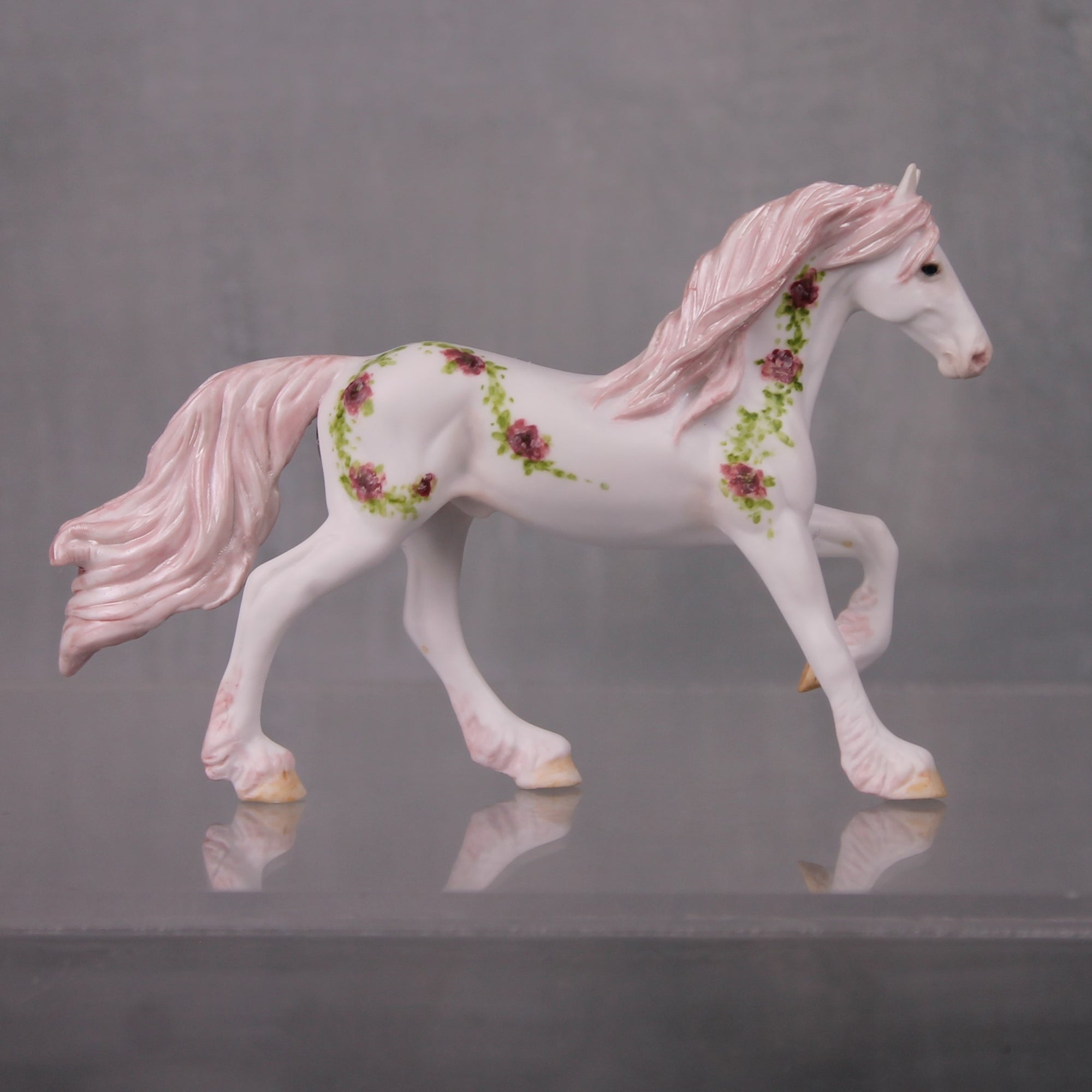 Keepsake Rose OOAK Decorator Friesian Chip By Andrea Thomason LHS24 MHP SS924