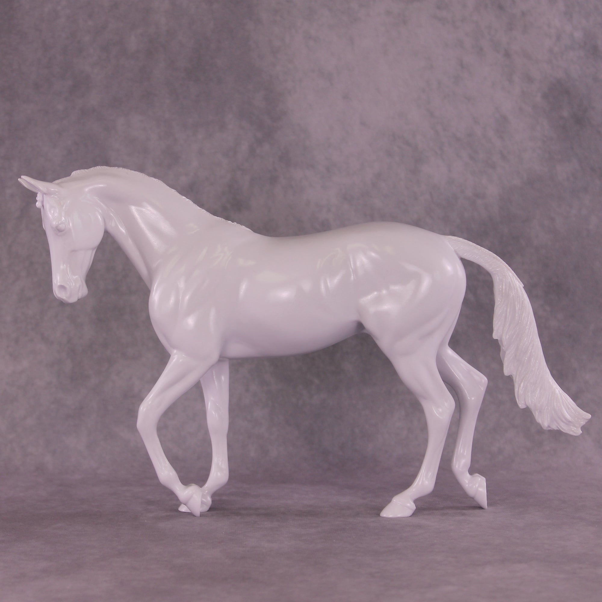 Design-A-Horse EFCM Thoroughbred September Release DAH25 PM0253