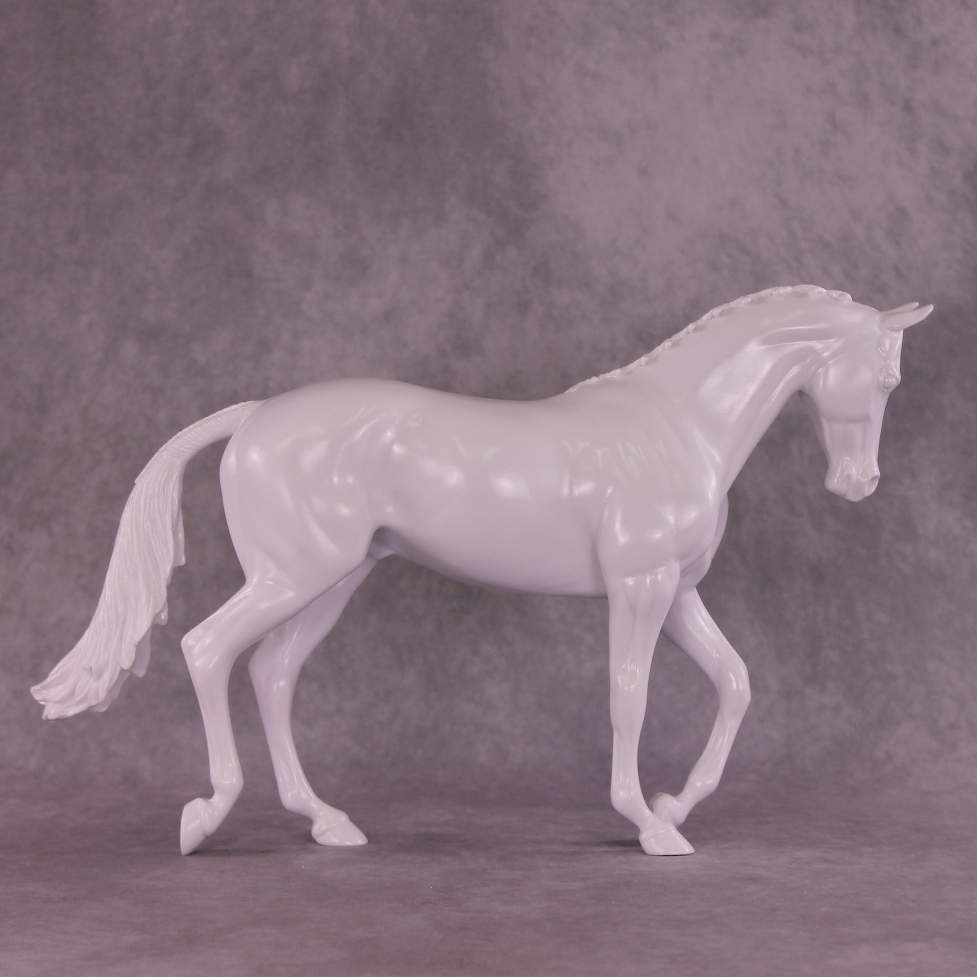 Design-A-Horse EFCM Thoroughbred September Release DAH25 PM0253