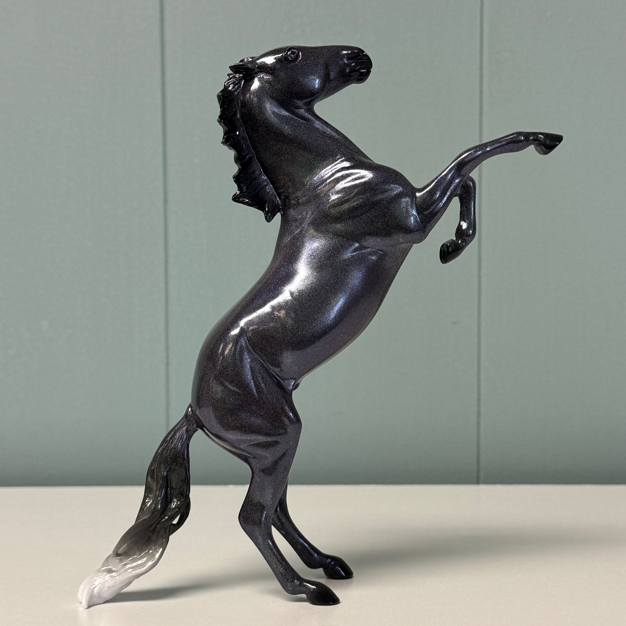 Party Animal OOAK Purple Halochromic Rearing Pebble By Ellen Robbins EQ24