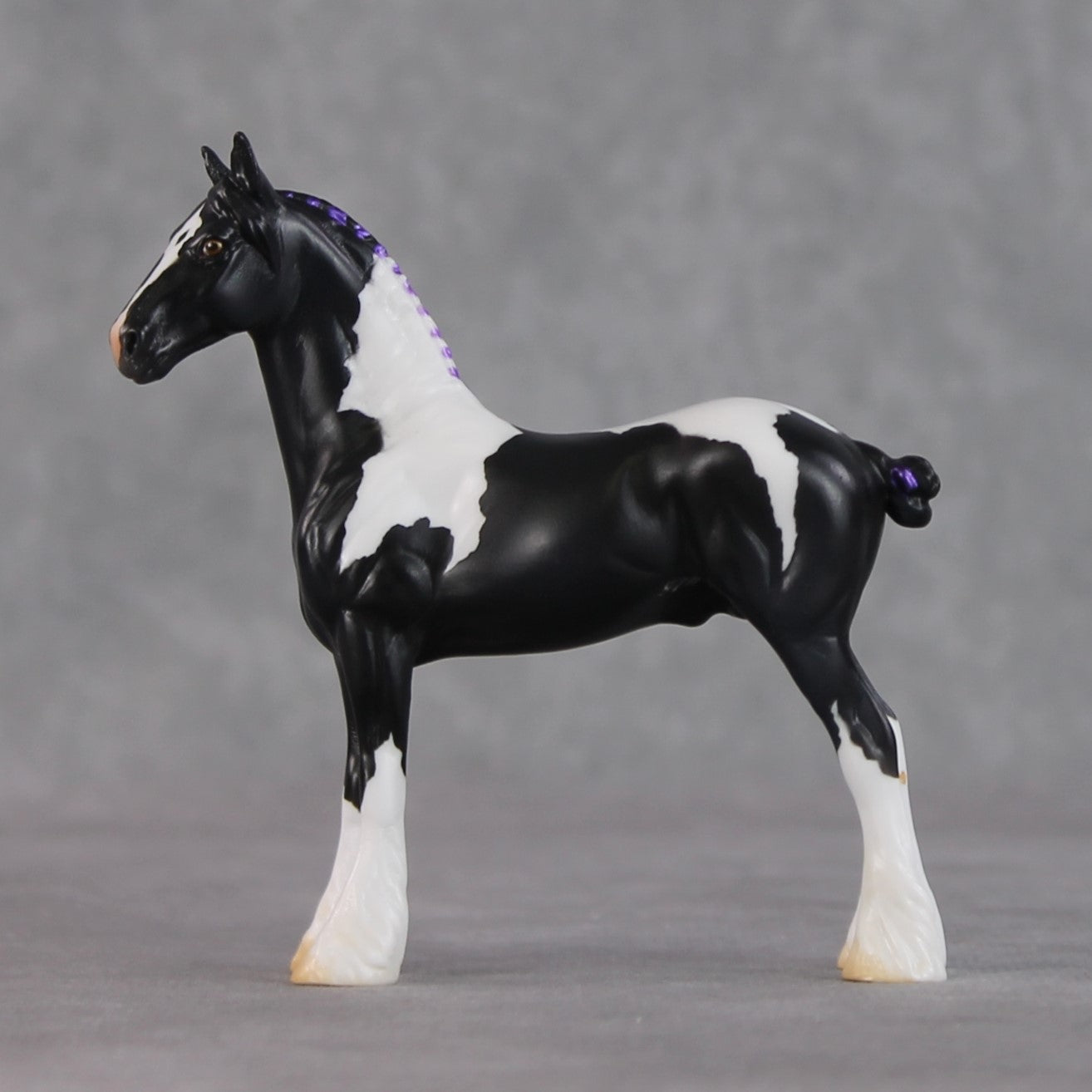 "Star Bright" LE-3 Black Tobiano Draft Chip By Jamie Adamson $99 Chips Sale 02/03/2025