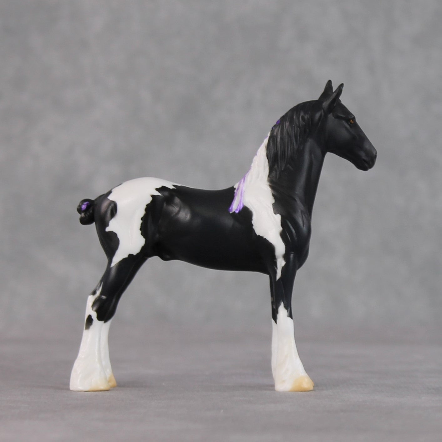 "Star Bright" LE-3 Black Tobiano Draft Chip By Jamie Adamson $99 Chips Sale 02/03/2025