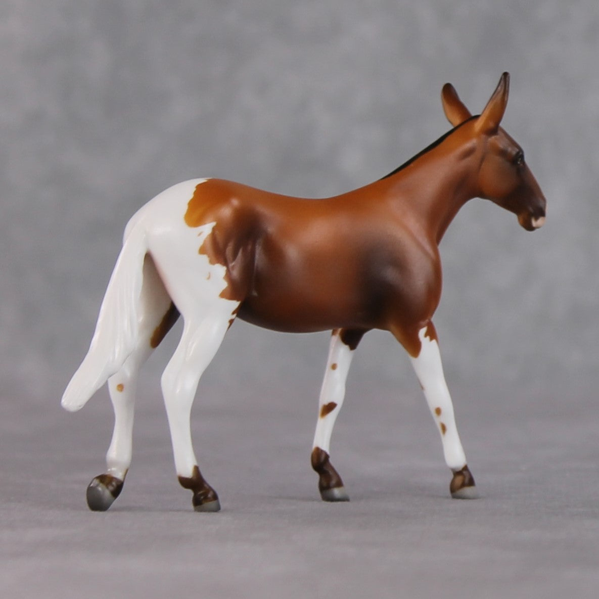 "Moon Light" LE-2 Chestnut Tobiano Mule Chip By Jamie Adamson $99 Chips Sale 02/03/2025
