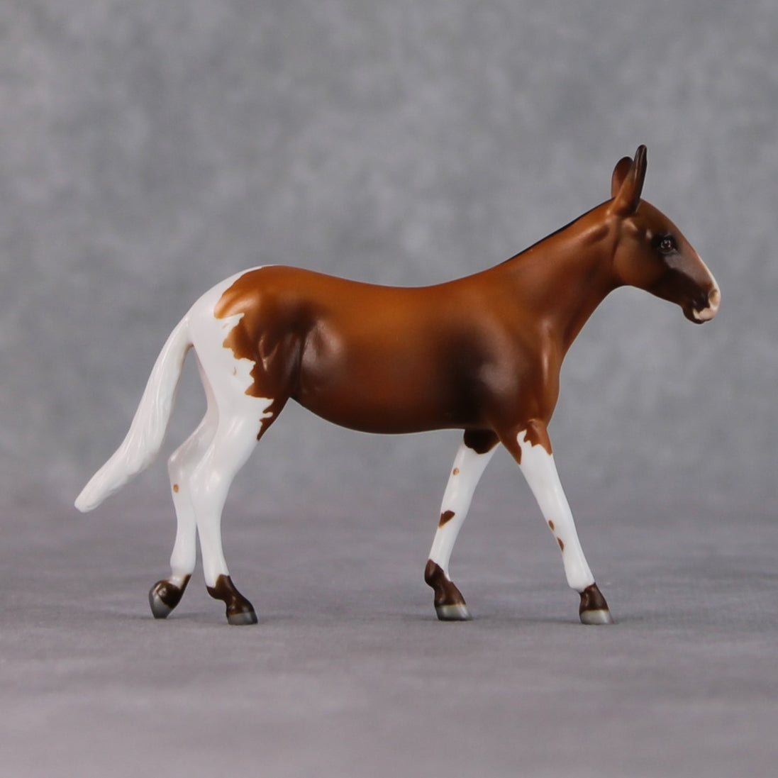 "Moon Light" LE-2 Chestnut Tobiano Mule Chip By Jamie Adamson $99 Chips Sale 02/03/2025