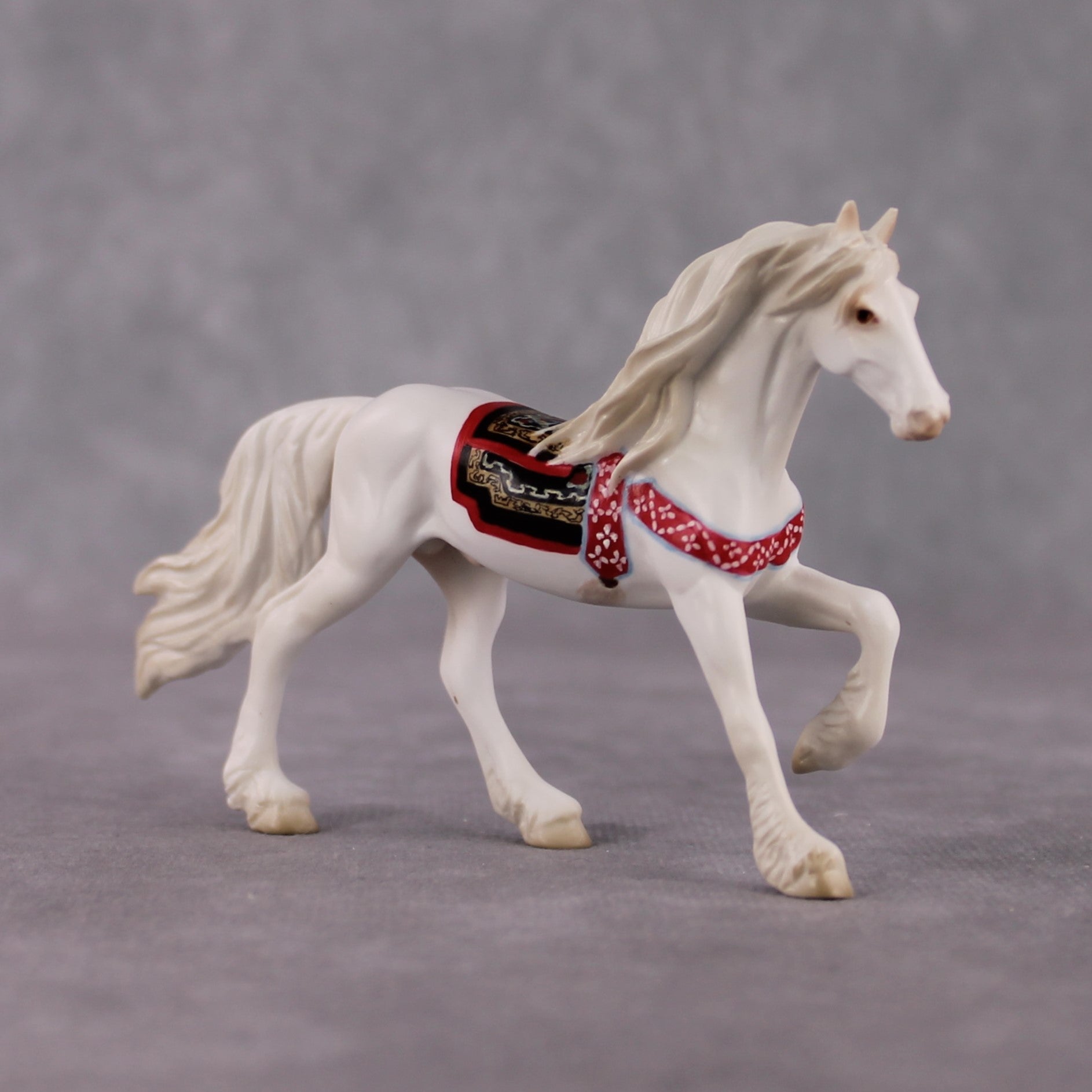 "Tsagaan" OOAK White Yak Inspired Deco/Realistic Friesian Chip By Jess Hamill Menagerie Series: Central Asia MS25