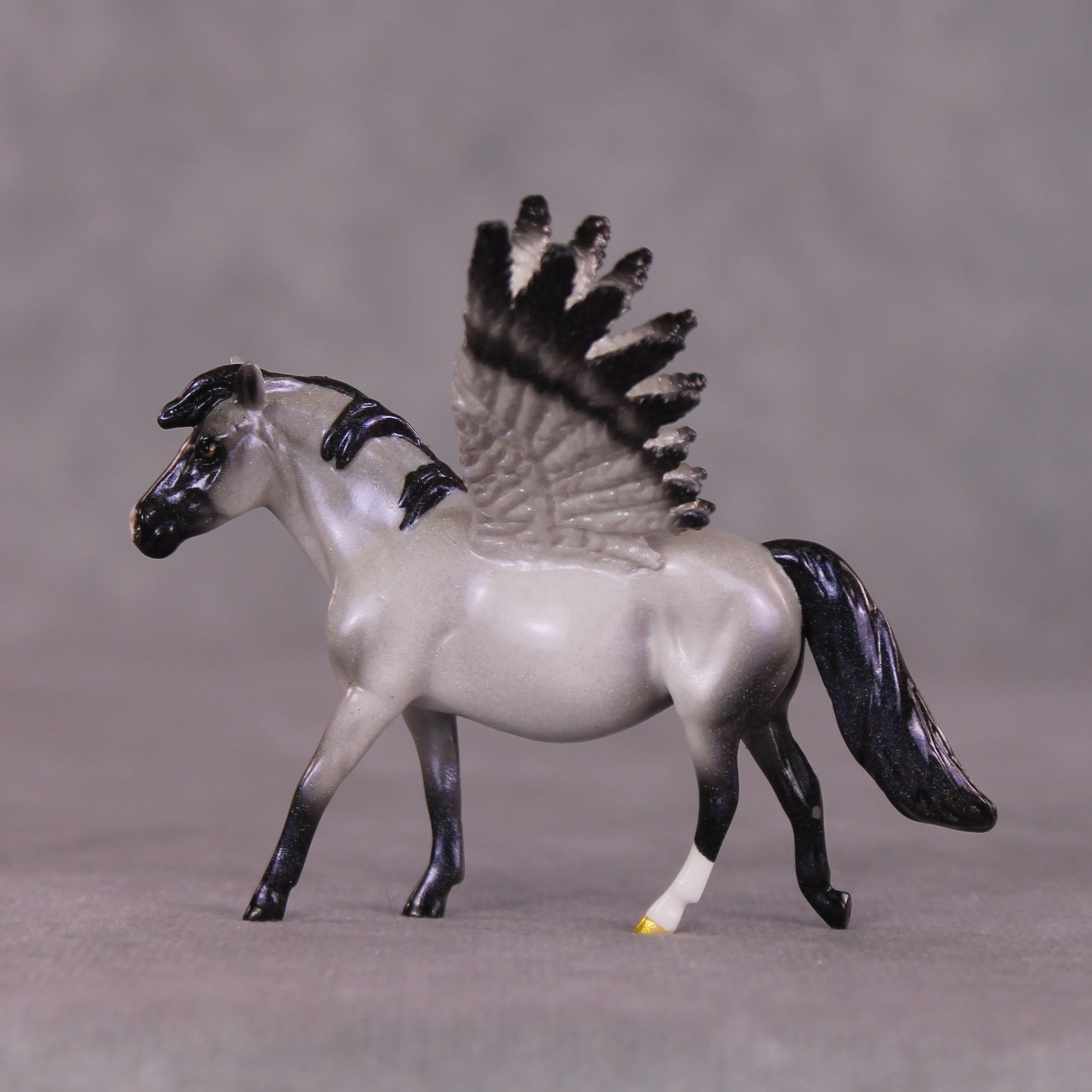 "Ariel" Pony Pegasus Chip OOAK Grab Bag - Painted By Ellen Robbins CL25