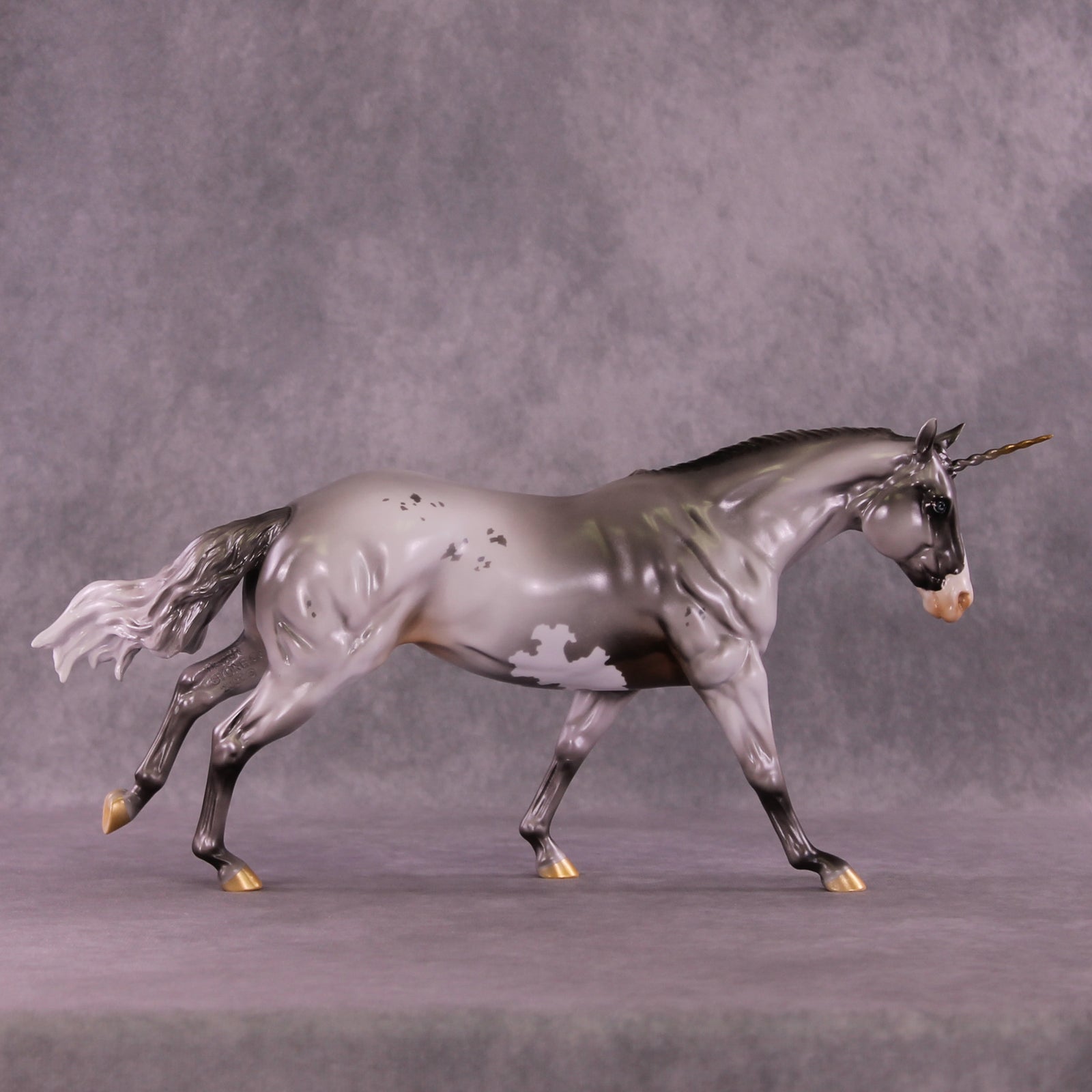 Mahalo Four LE-6 Remington Unicorn by Enrique Duarte MM25 Prize Model Run