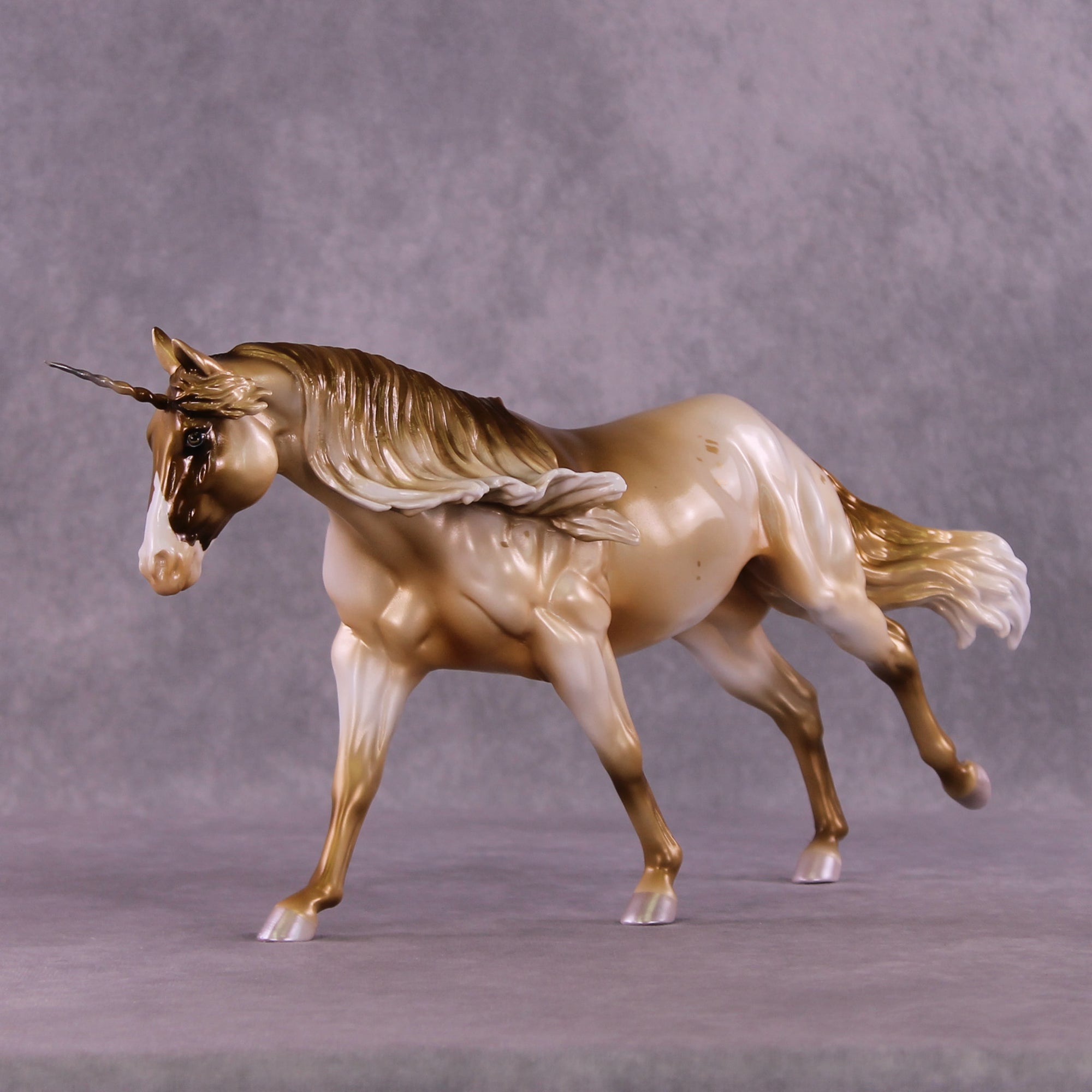 Lanakila Four LE-6 Remington Unicorn by Enrique Duarte MM25 Prize Model Run