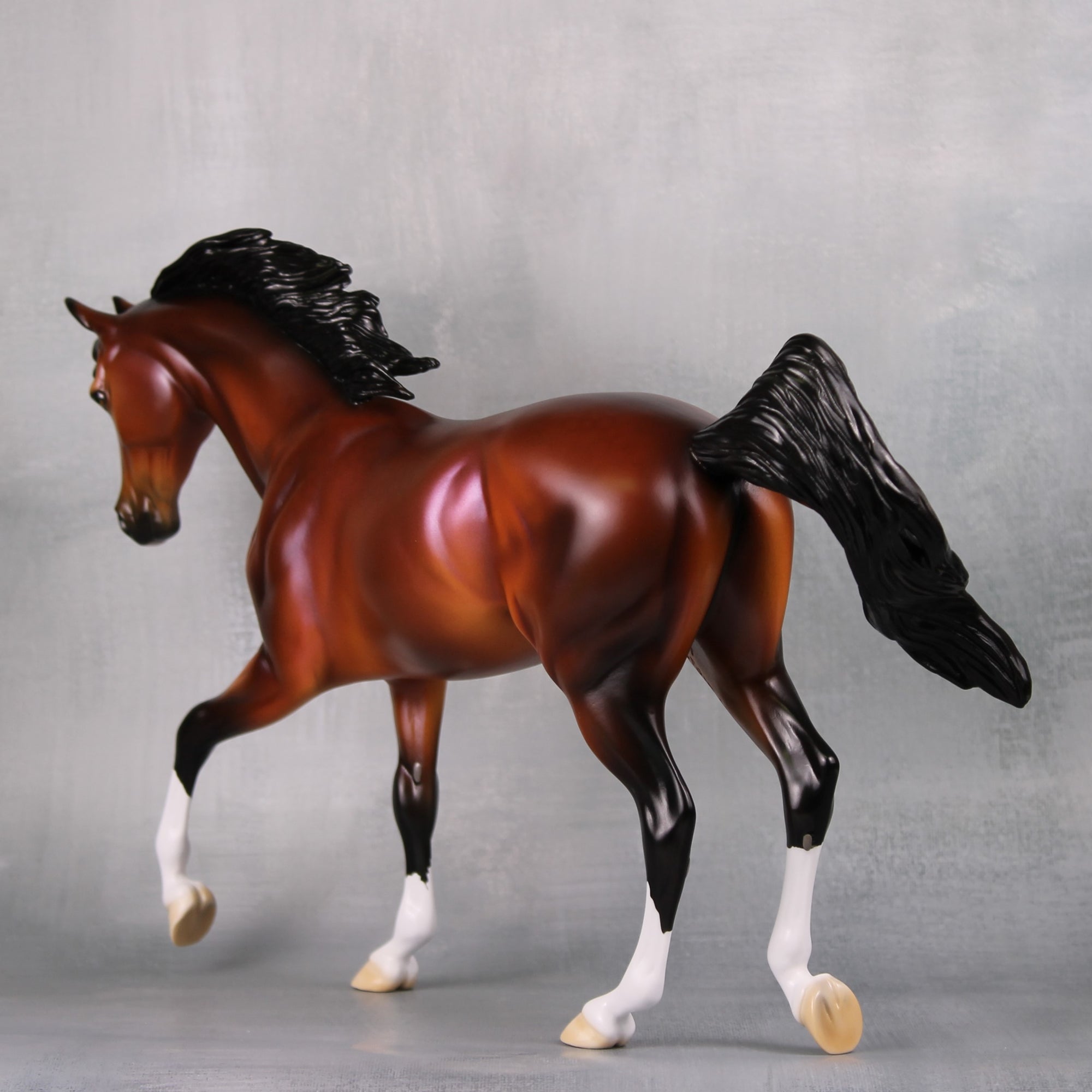 Ace LE 5 Dappled Bay with Lavender Sheen Thoroughbred By Ellen Robbins MM24 Run