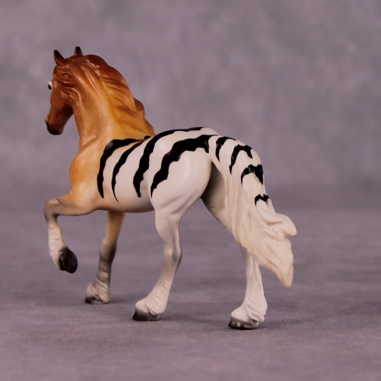 Nyati OOAK Friesian Chip by Jess Hamill MS25