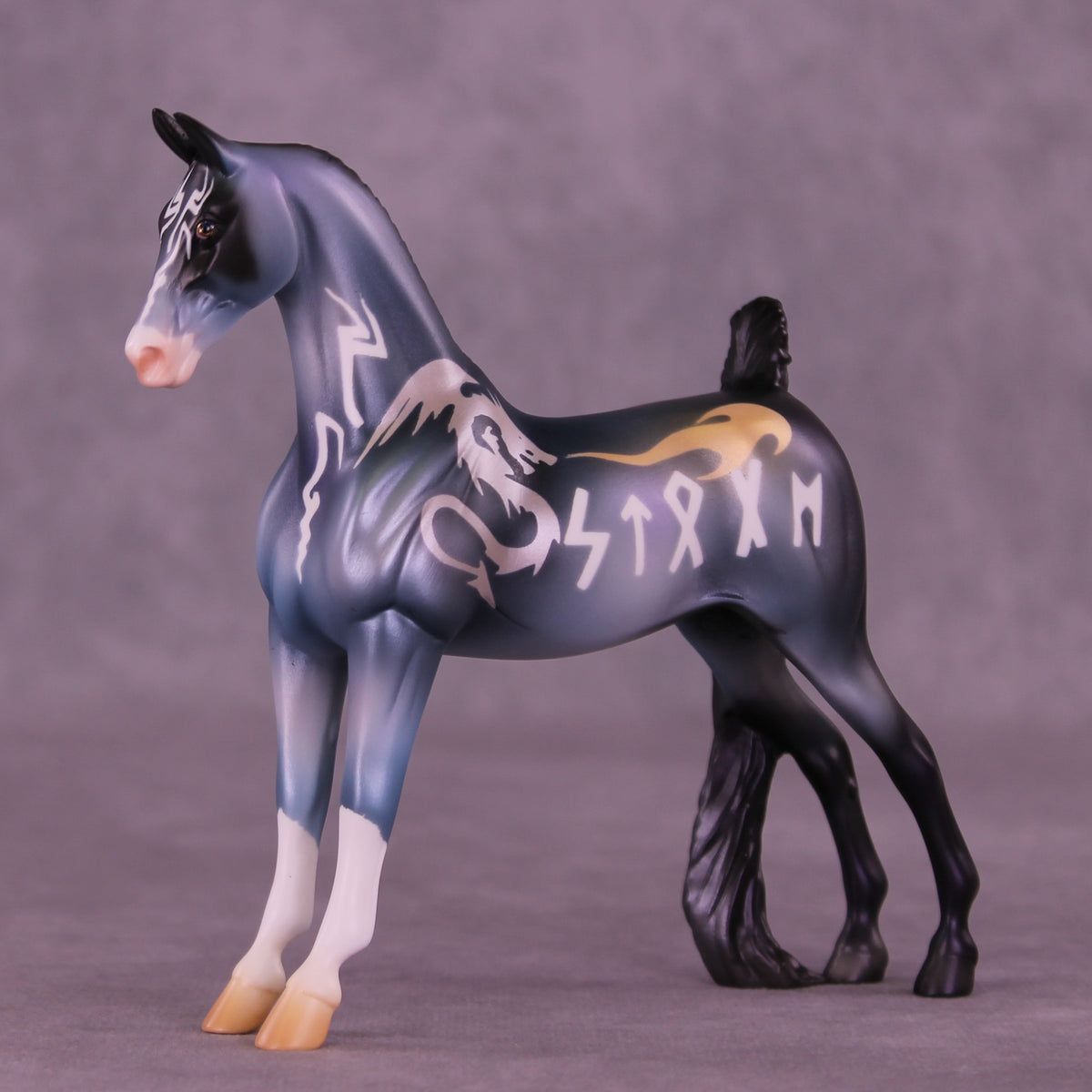 Gersemi LE-5 Pebble Saddlebred by Enrique Duarte WC26
