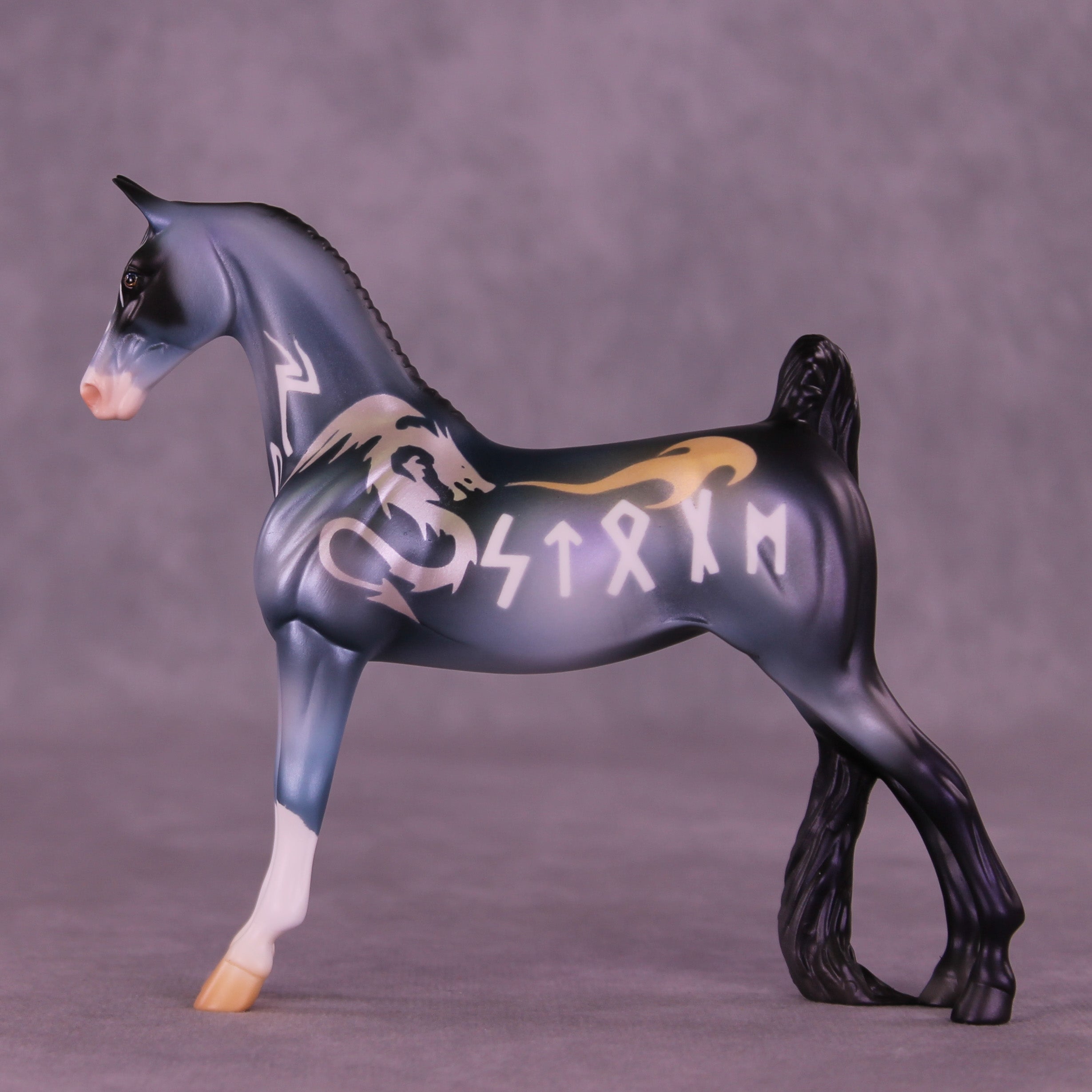 Gersemi LE-5 Pebble Saddlebred by Enrique Duarte WC26