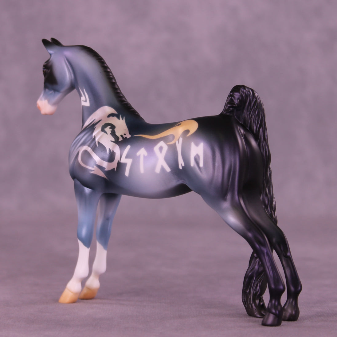 Gersemi LE-5 Pebble Saddlebred by Enrique Duarte WC26