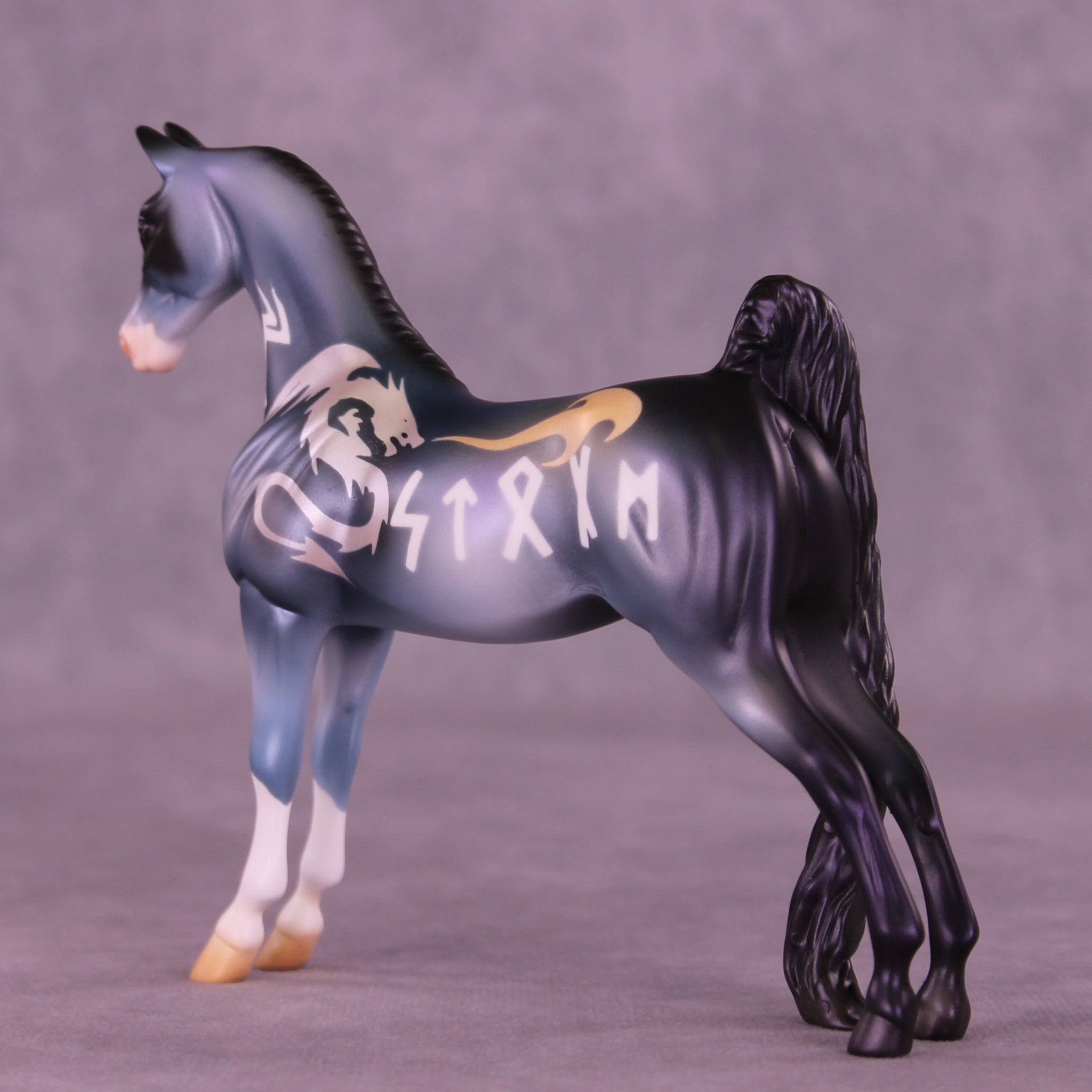 Gersemi LE-5 Pebble Saddlebred by Enrique Duarte WC26