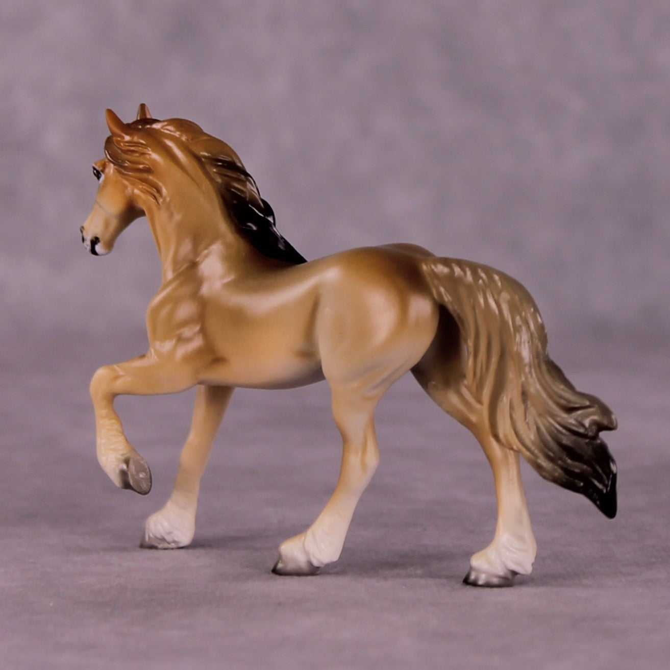 Karoo LE-3 Friesian Chip by Jess Hamill MS25