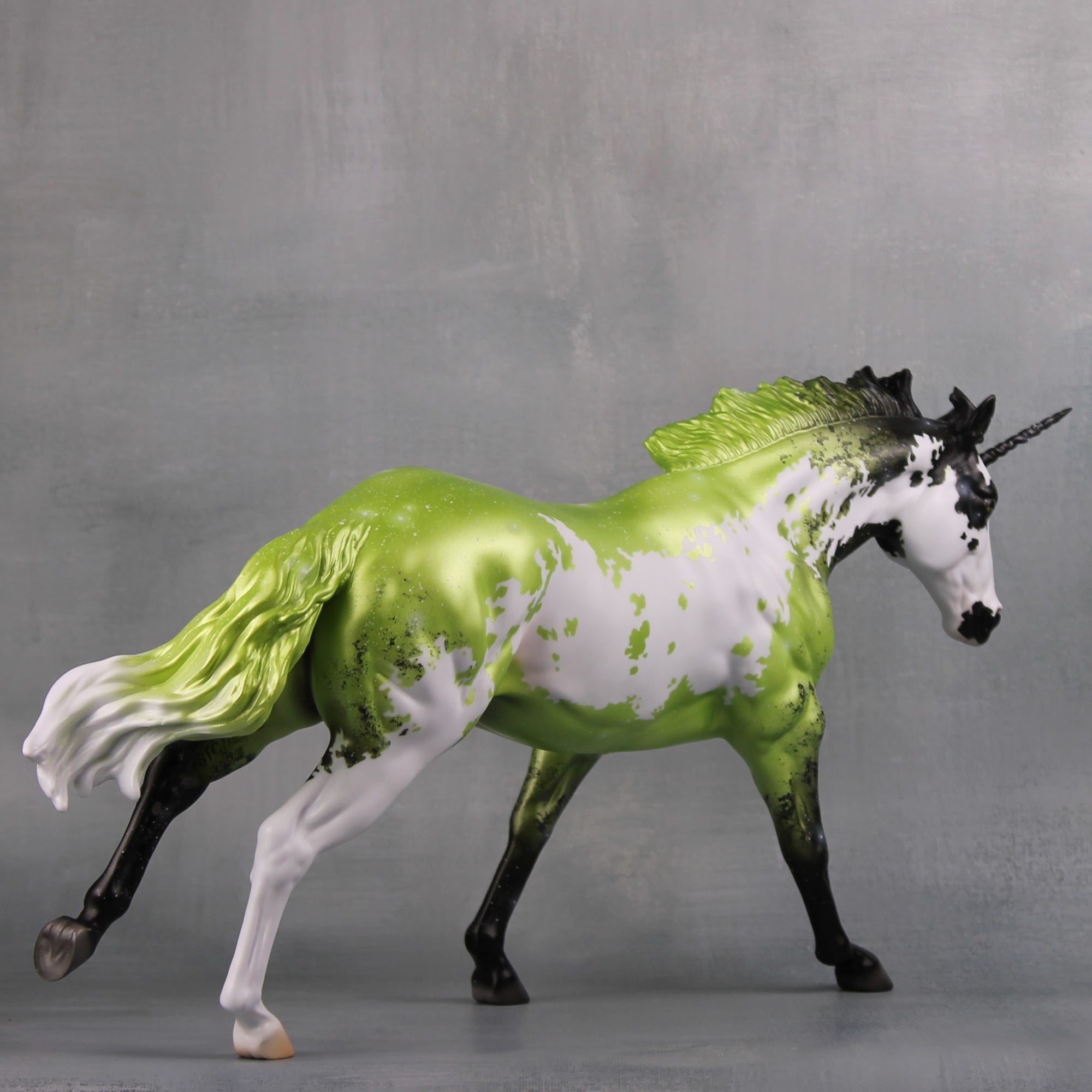 [Redacted] LE 10 Green Black Sabino Remington Unicorn By Jess Hamill MM24