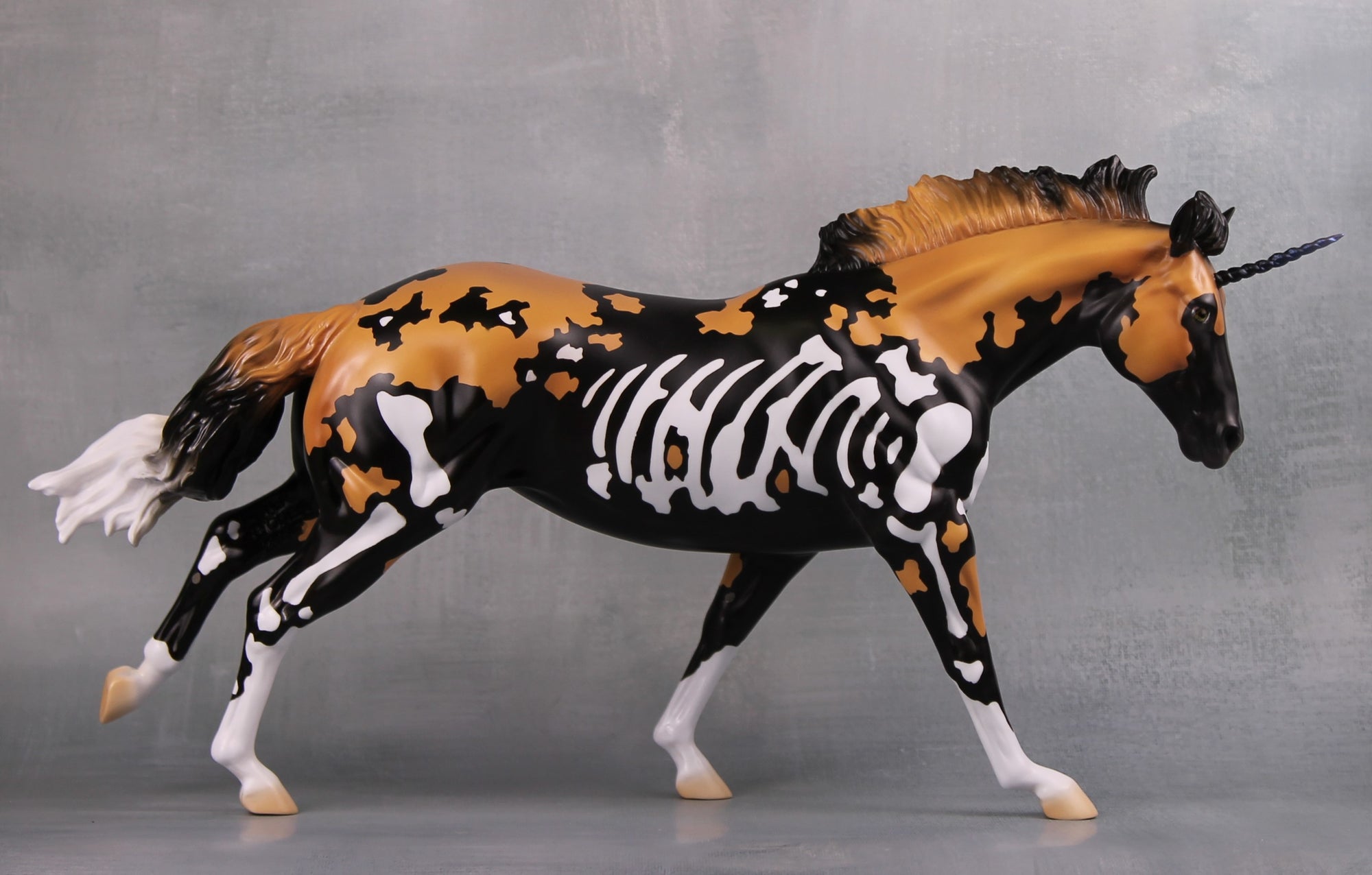 Mwitu LE 5 African Wild Dog Skeleton Remington Unicorn By Jess Hamill MM24 Run