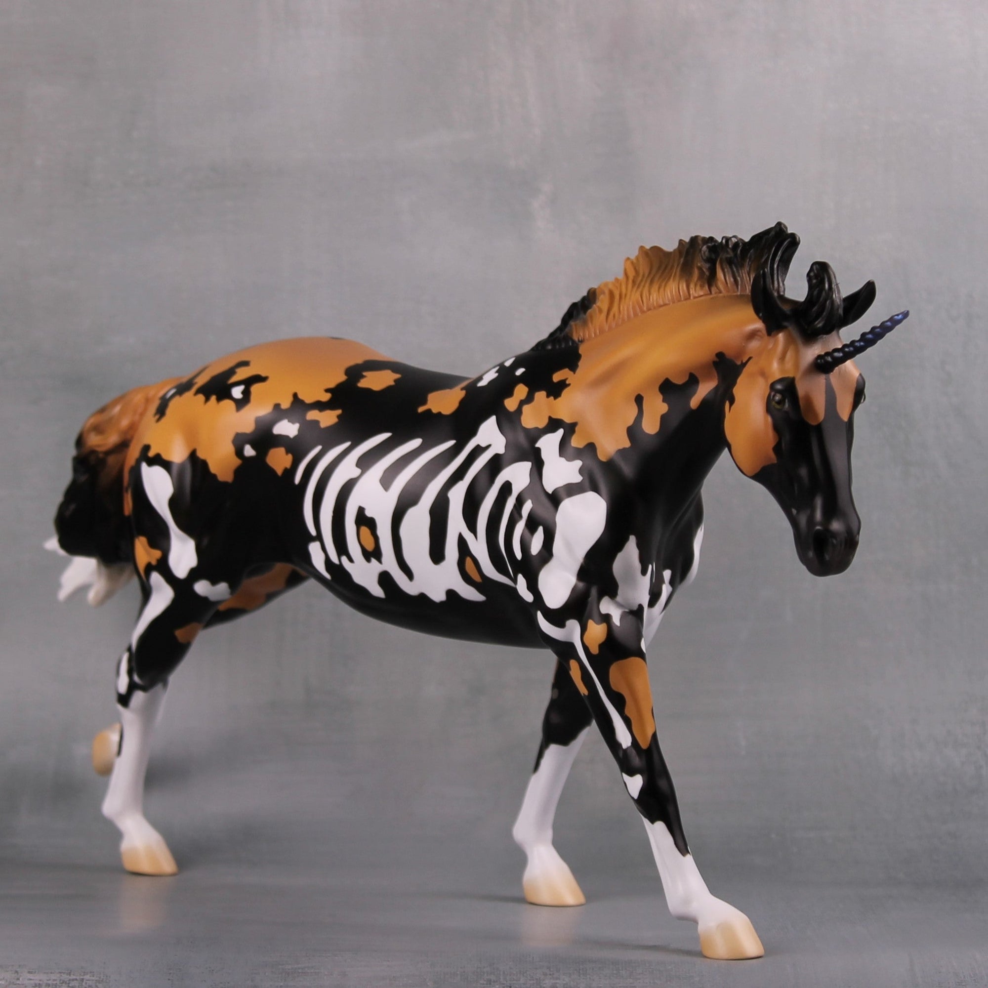 PREVIEW LISTING ONLY Mwitu LE 5 African Wild Dog Skeleton Remington Unicorn By Jess Hamill MM24 Run