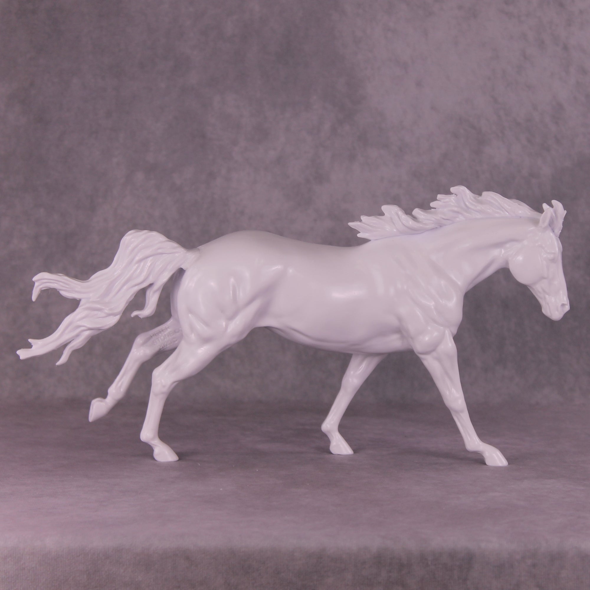 Design-A-Horse Stone Remington PM033 - August release 2025