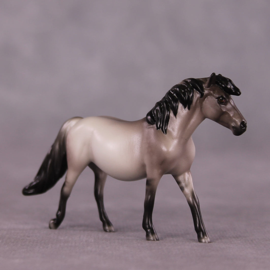 "Sorex" LE-5 Pony Chip Mare By Ellen Robbins CL25