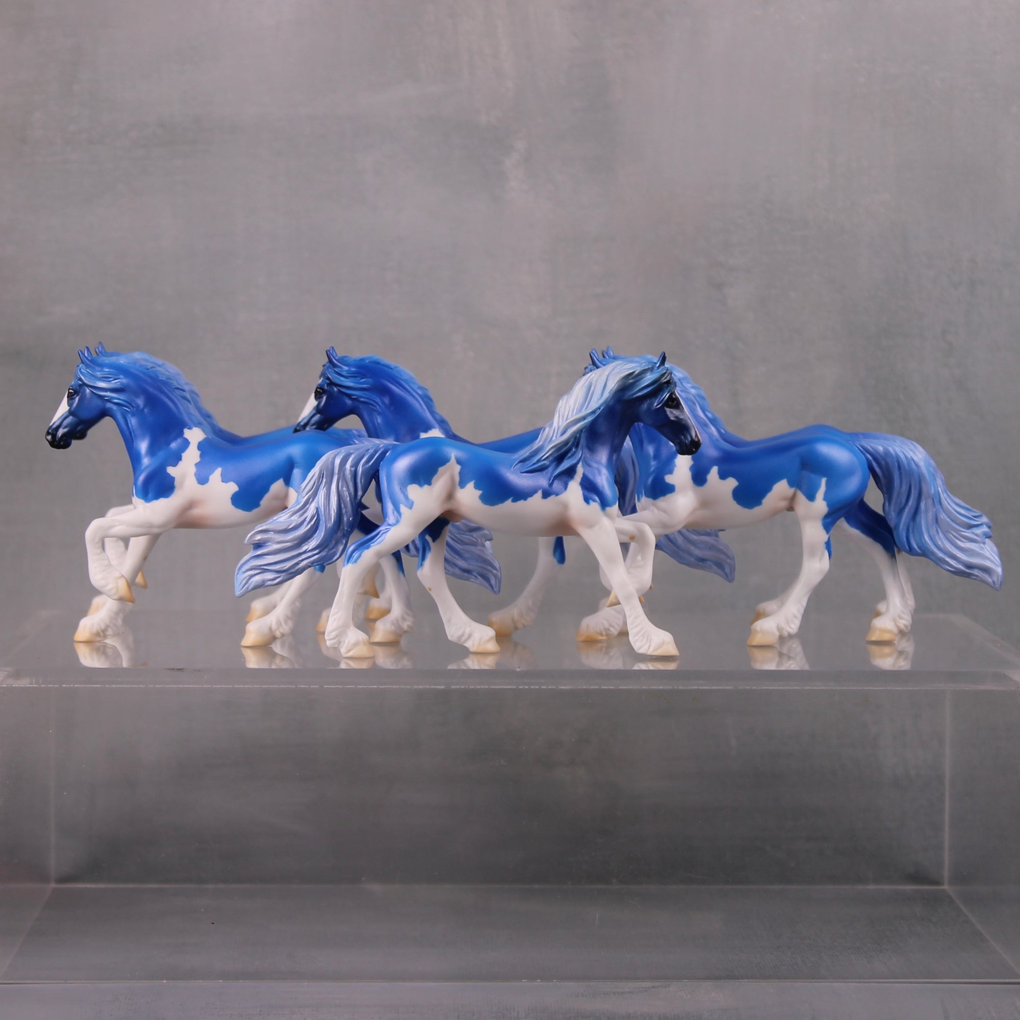 Synergy LE-6 Blue Splash Friesian Chip By Jamie Adamson $99 Chips Sale October 2024