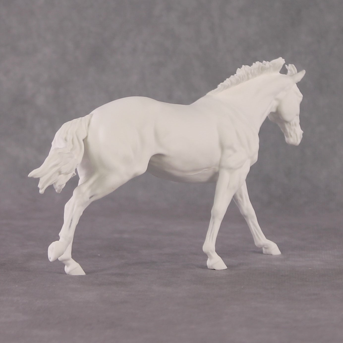 NEW Remington Pebble Resin - Running Stock Horse Pebble Resin - 2025