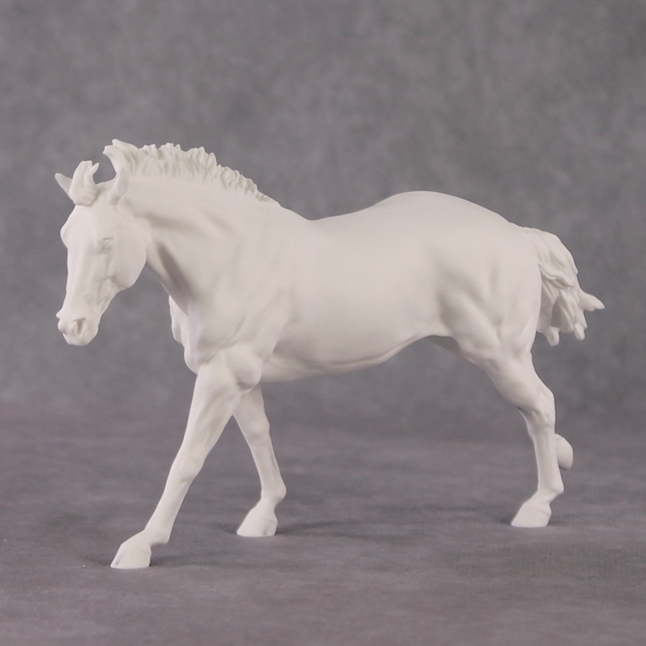 NEW Remington Pebble Resin - Running Stock Horse Pebble Resin - 2025