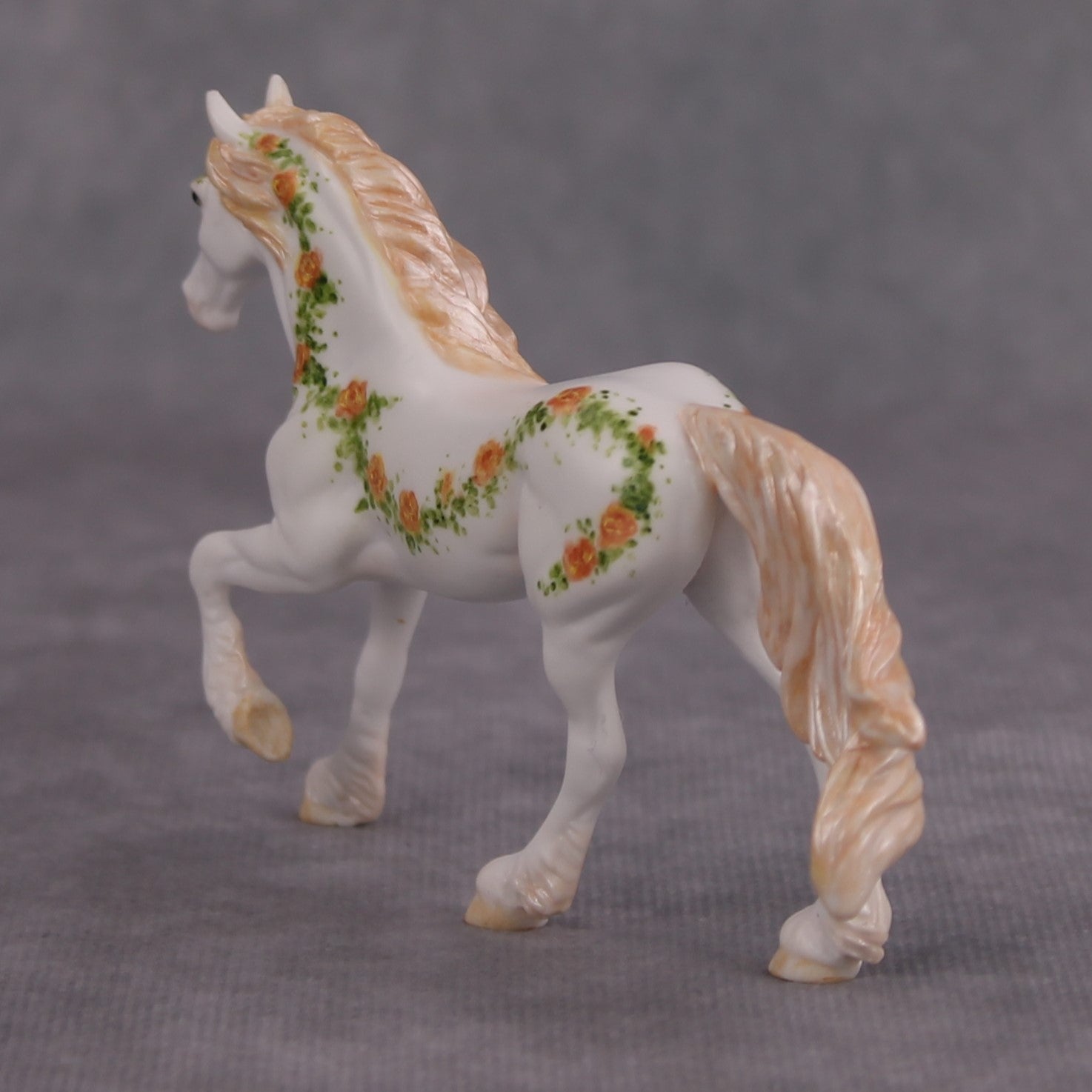 Desire Roses OOAK Decorator Friesian Chip By Andrea Thomason MHP SS1024