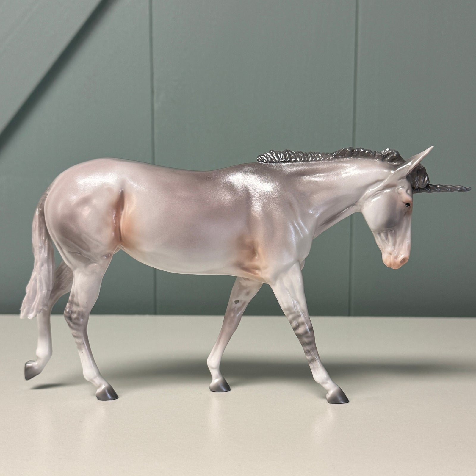 Gratitude:Three LE-6 Run Judges MODEL Silver Pebble Mule Unicorn with Dun Factors Deco By Jess Hamill - LHS24