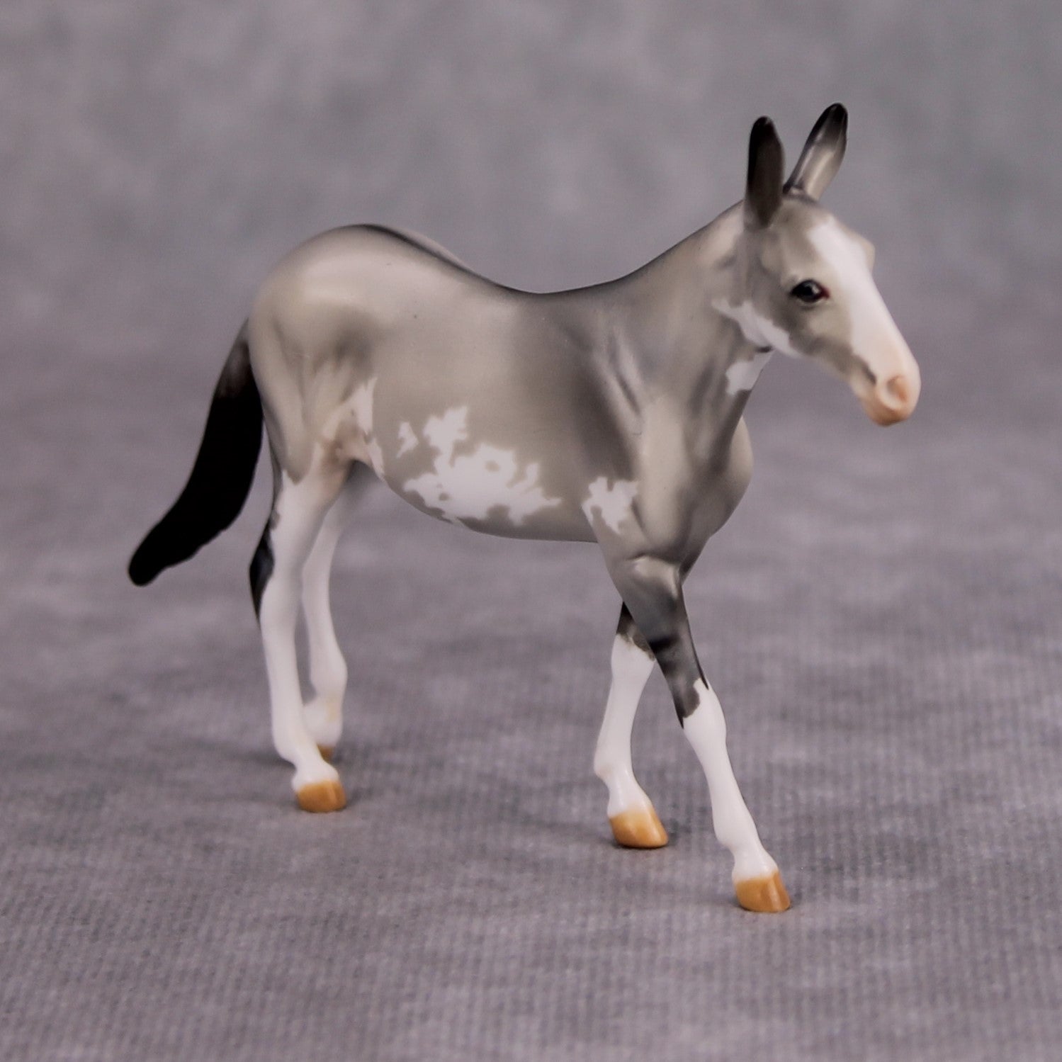 Quotient OOAK Grulla Pinto Mule Chip By Dawn Quick MM24